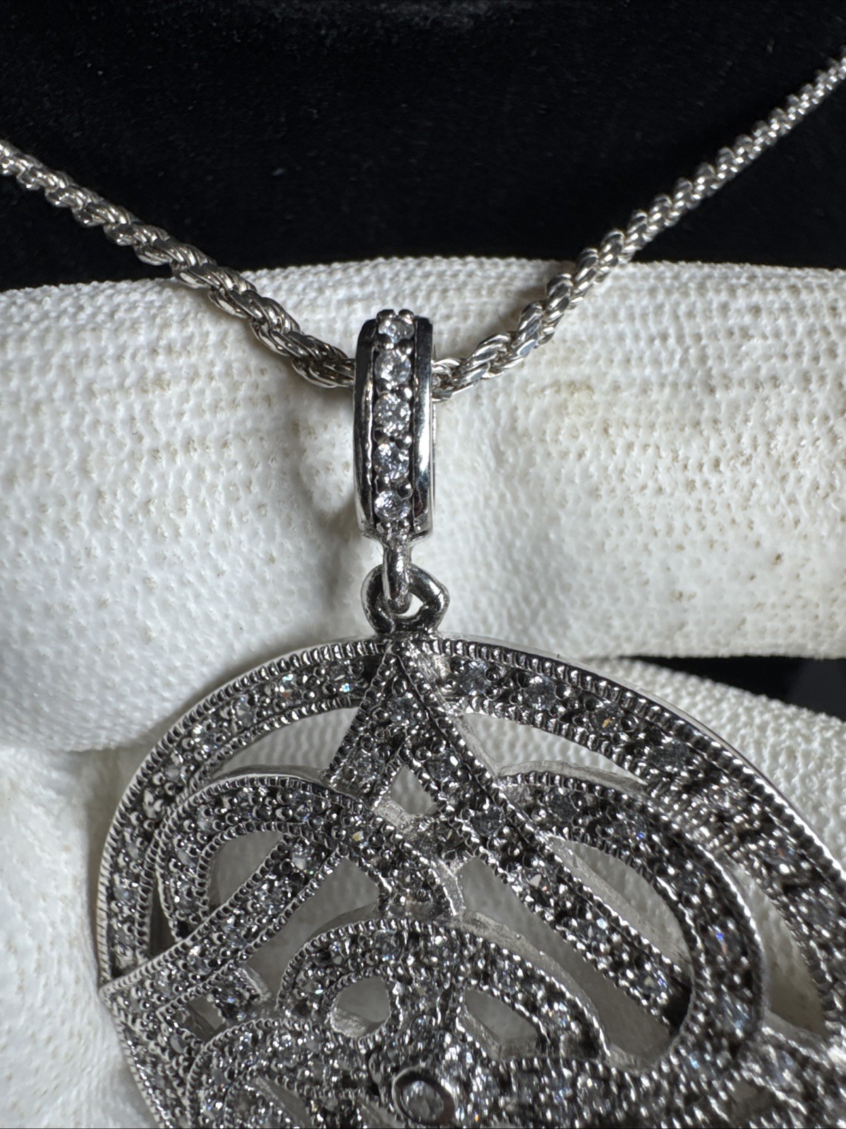 ✨Italy Sterling Silver 925 Large Modern Celtic Knot Pendant 20”Necklace✨