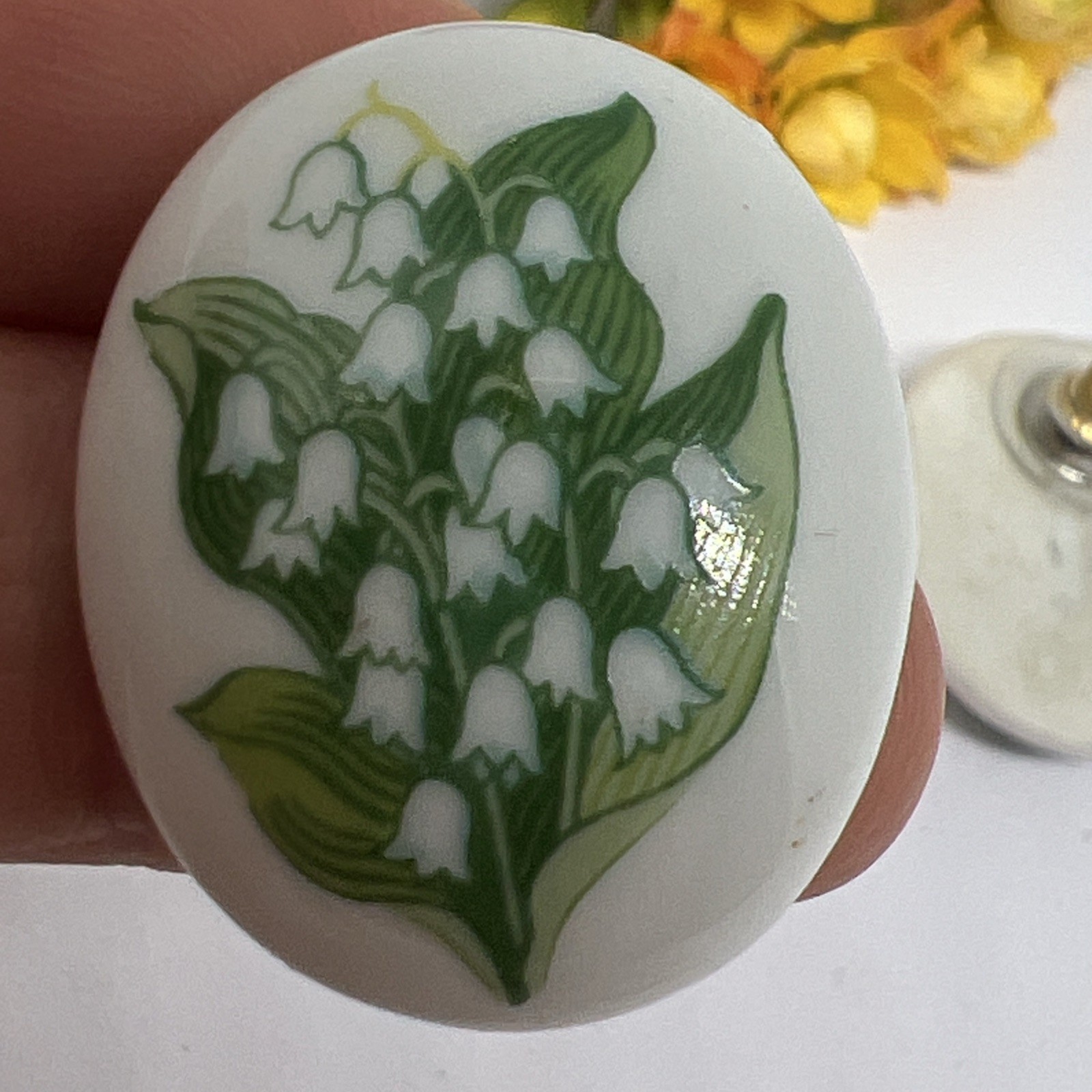 Vintage 1990 Avon Pierced Earrings Porcelain Oval Floral Lily Of The Valley