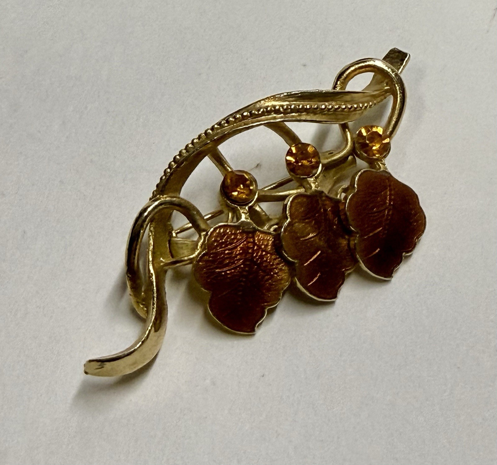 Vintage Amber Rhinestones & Enamel Triple Leaf Gold Tone Brooch Pin 2.25”
