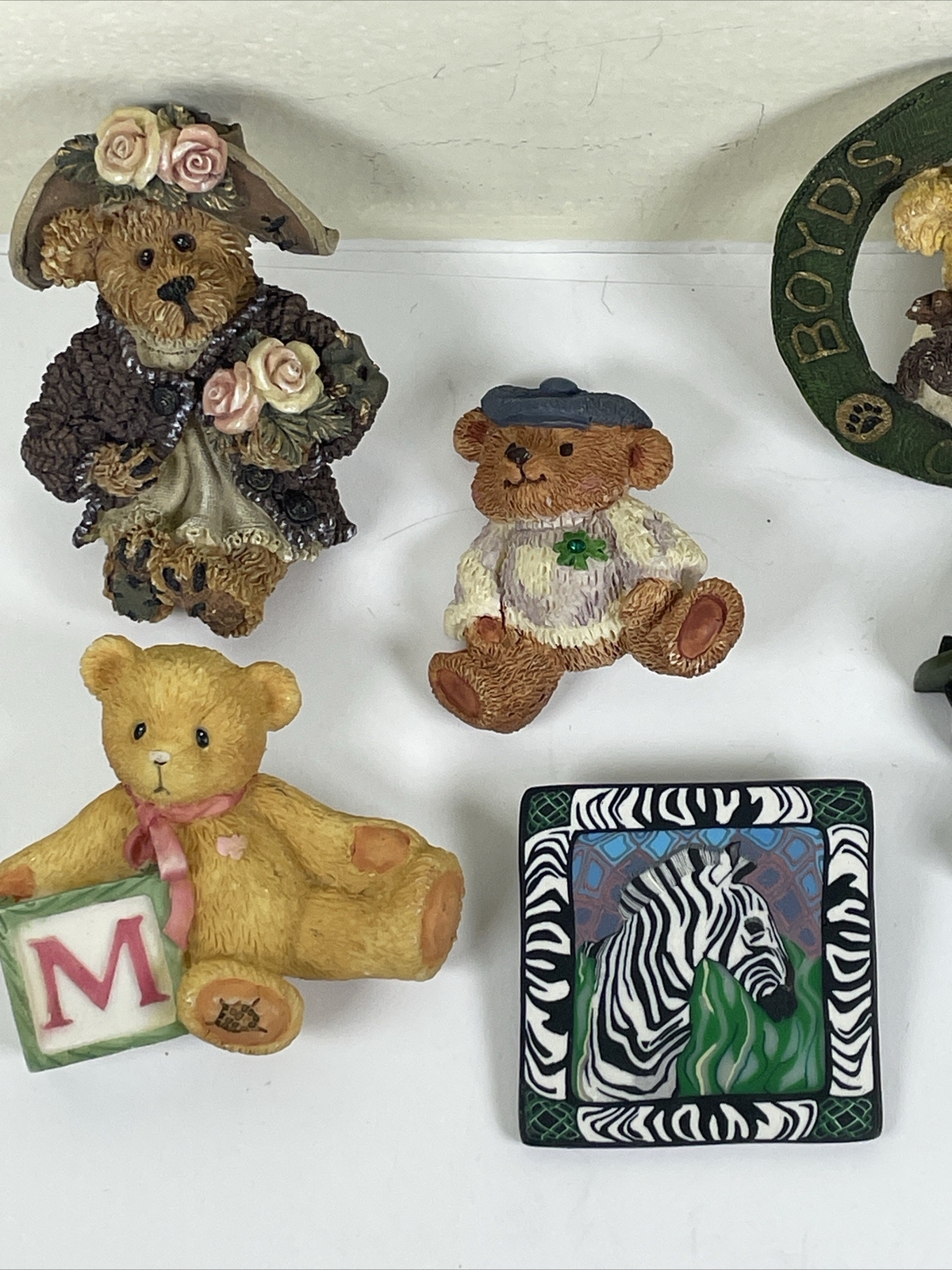 Lot of Brooches/Pins Resin Metal Vintage Assorted Shapes & Colors Bears Cat Zebr