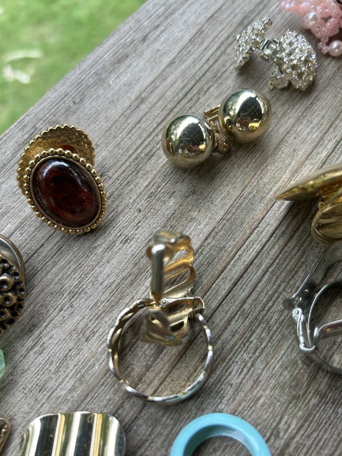 24 Pair Of Vintage Clip-on jewelry Earrings. Stylish 60s-80s Some Name Brands