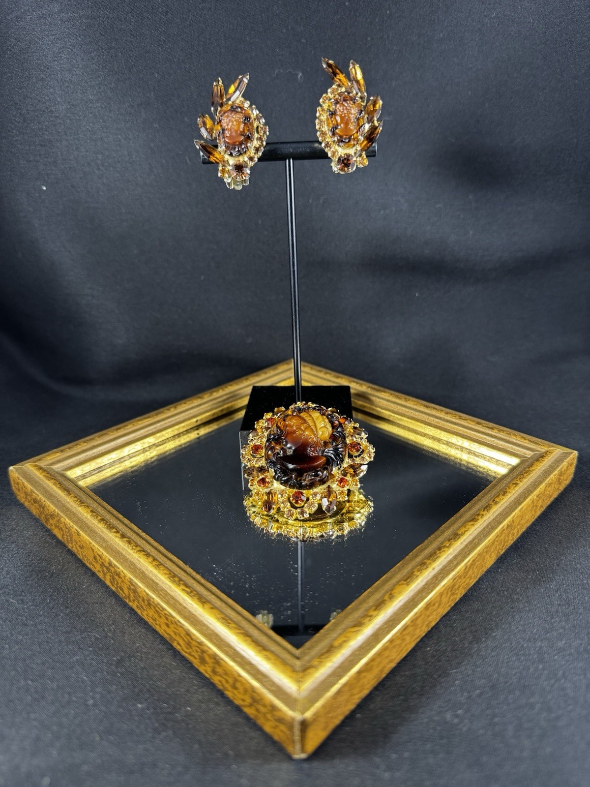 Vintage JULIANA CAMEO SET TORTOISE FAUX TOPAZ RHINESTONES BROWN WITH GOLD TONE