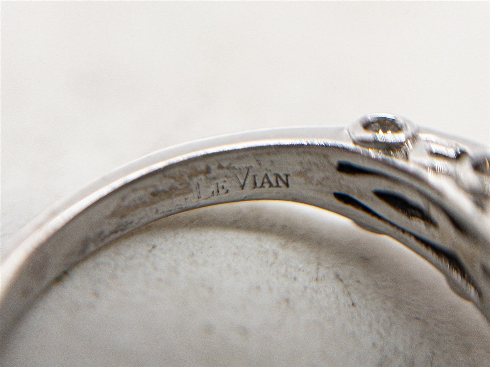 $5350 LEVIAN 2.5ct Natural Yellow Sapphire Champagne Diamond 14k White Gold Ring