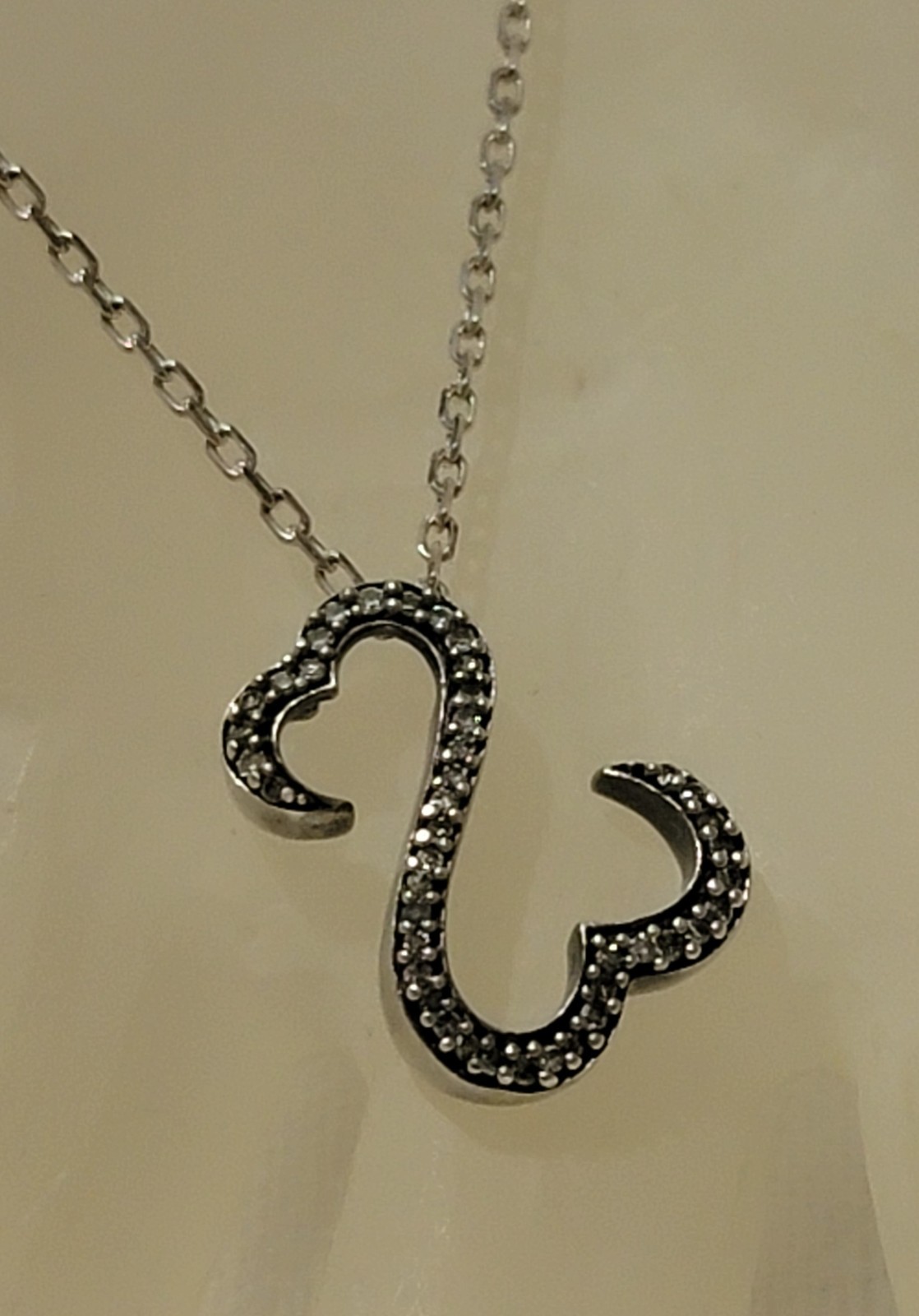 VTG 925 SWIRL DOUBLE HEART PENDENT CLEAR STONES W/925 ADJUSTIBLE CHAIN NECKLACE