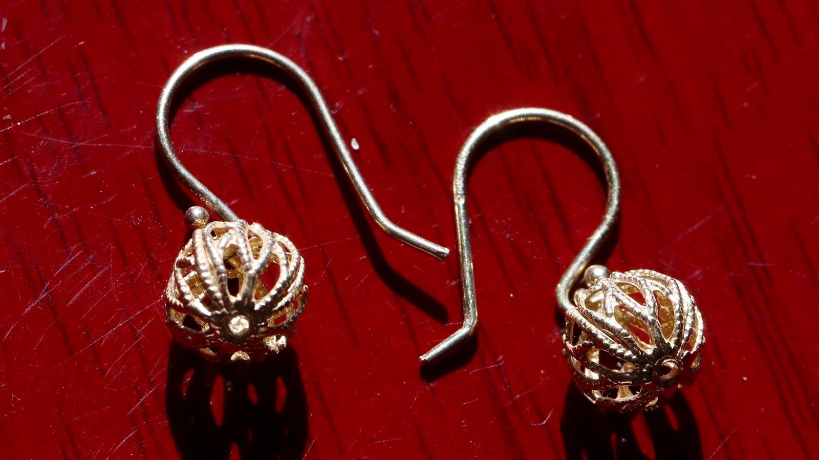 14k yellow gold earrings 7.5 mm gold ball 0.78″ dangle vintage 1.12gr N3686