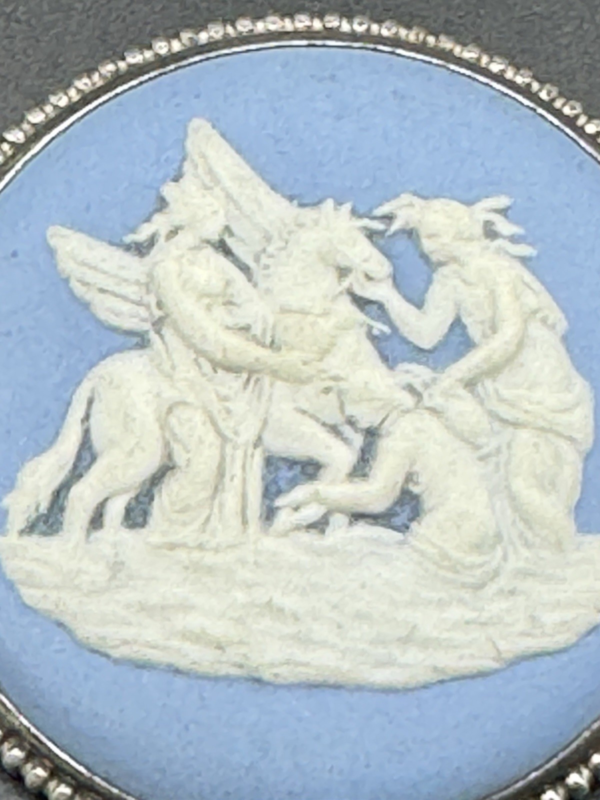 Wedgwood Jasperware Blue Round Brooch Silver Frame Pegasus England S67