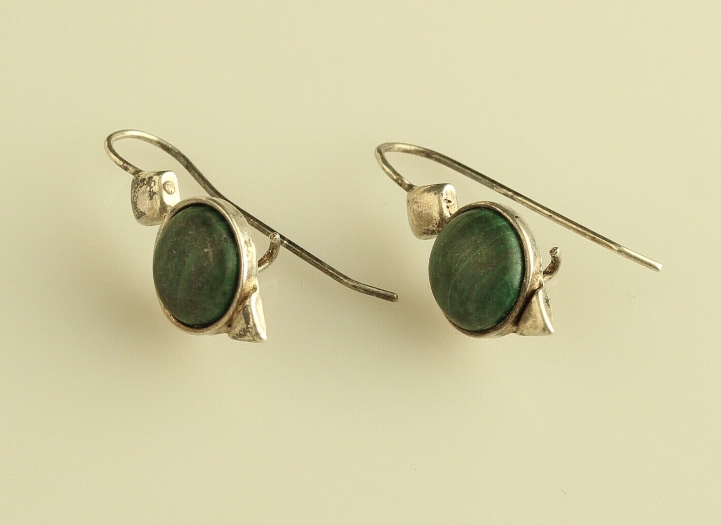 Vintage Sterling Silver malachite oval modernist hook earrings