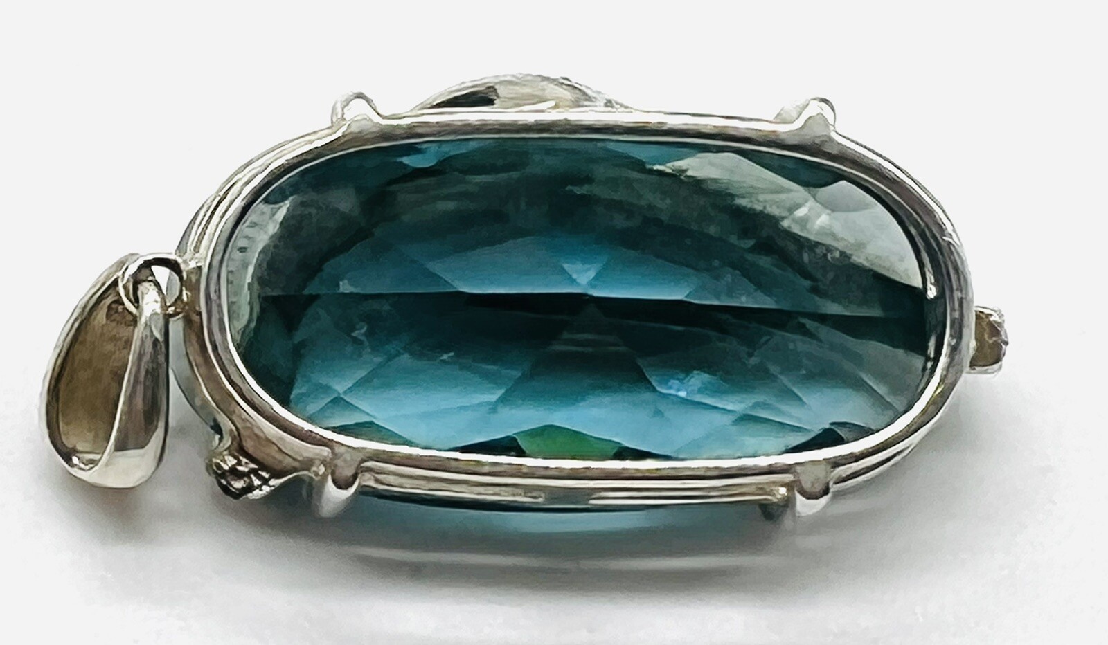 Necklace Blue Crystal Glass STERLING SILVER MARCASITE OVAL STONE NOS 1980’s