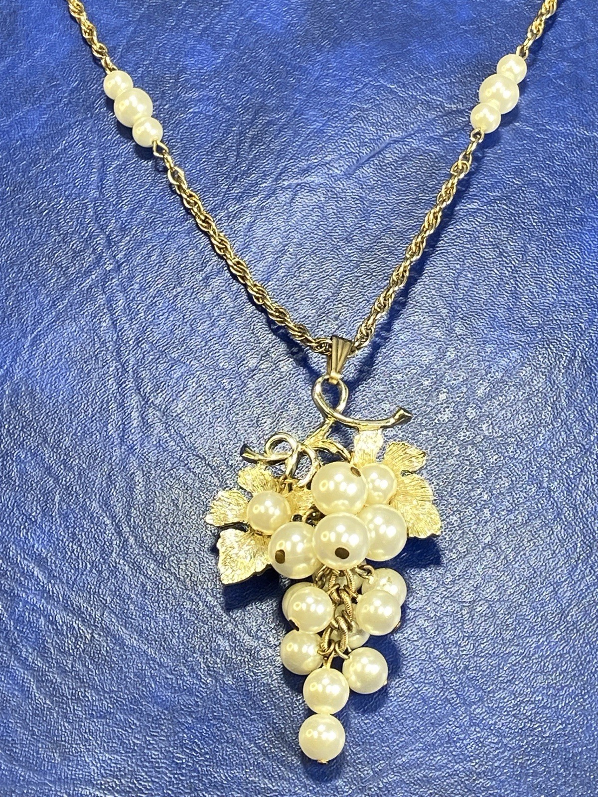 Vtg Judy Lee Faux Pearl Combo Brooch Pendant Necklace Bunch of Grapes Cluster