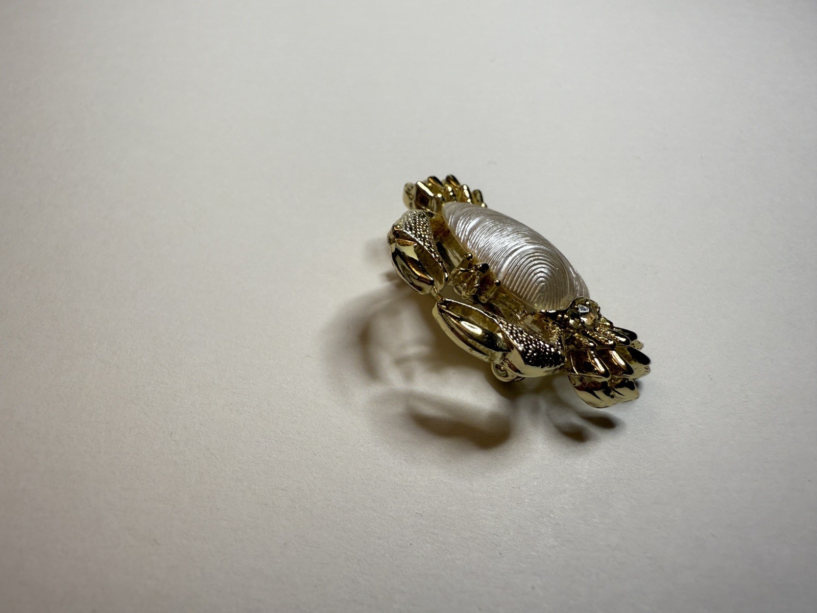 Vintage Gold Tone Crab Brooch Clam Shell Jelly Belly Pin Coastal Grandmacore