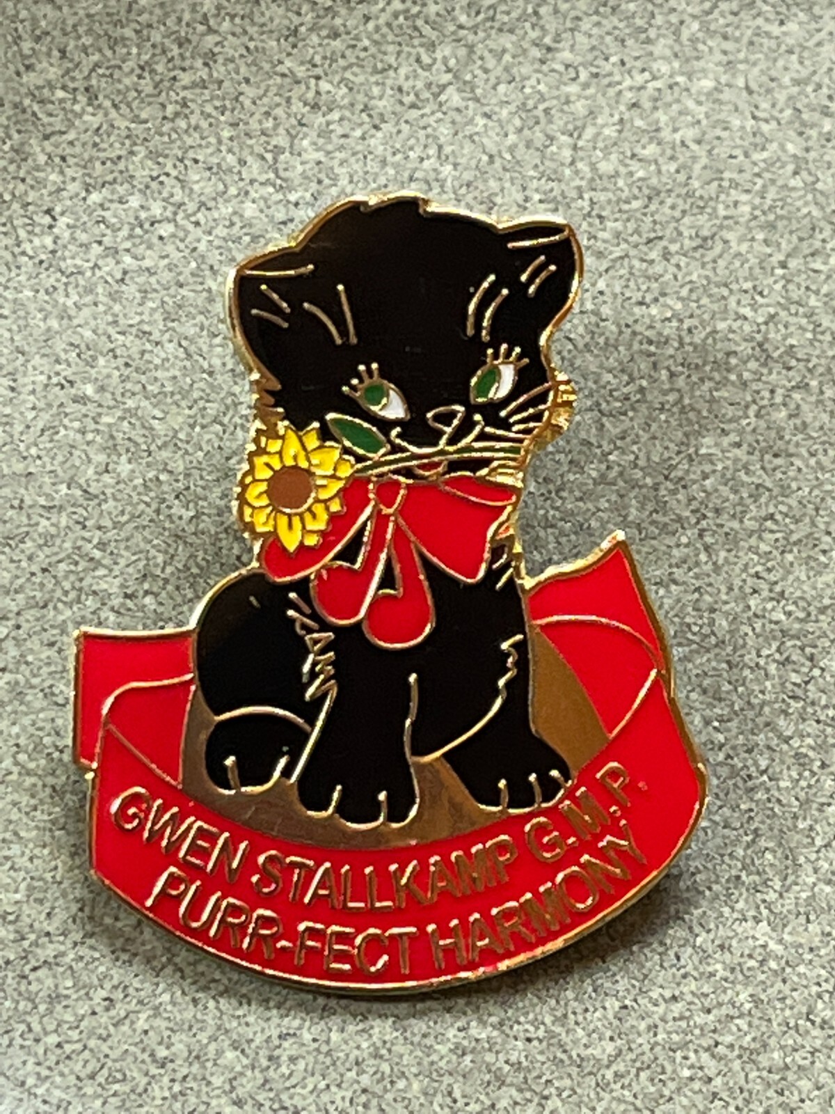 Gwen Stallkamp G.M.P. Purr-fect Harmony Cute Enamel Black Kitty Cat Goldtone Lap