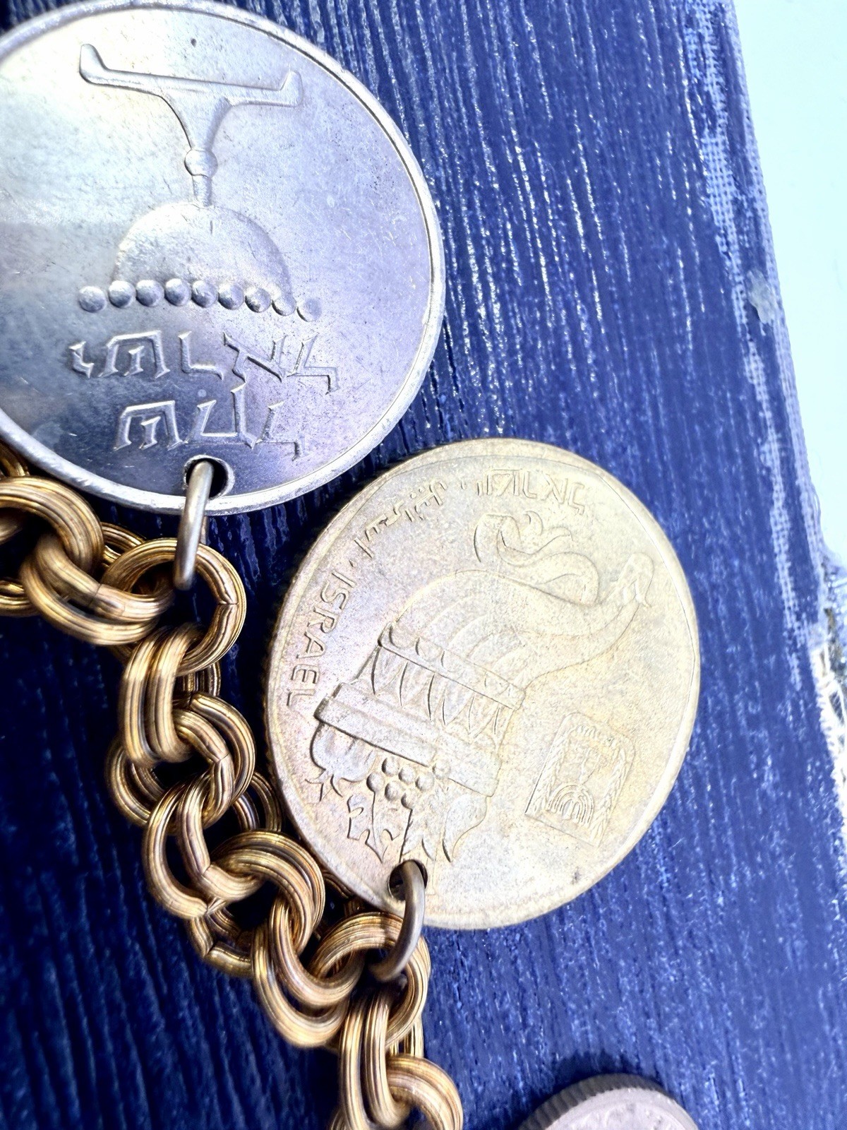 Vintage Coin Necklace Israel Bahamas Mixed Coins Charms 18” Gold Tone Chain HJ