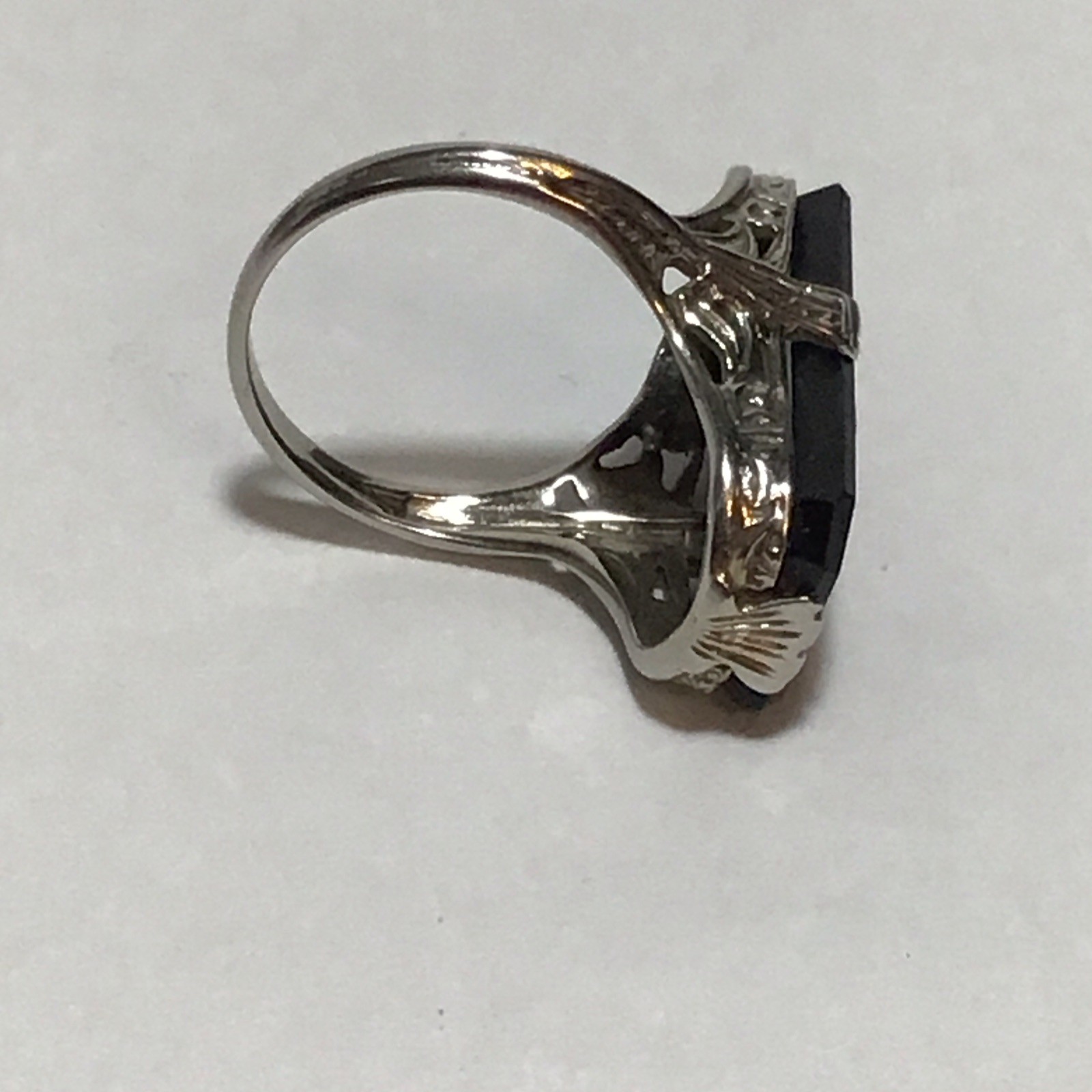 Vintage Art Deco 14k White Gold Filigree Onyx Diamond Ring Size 3.75 Pinky?