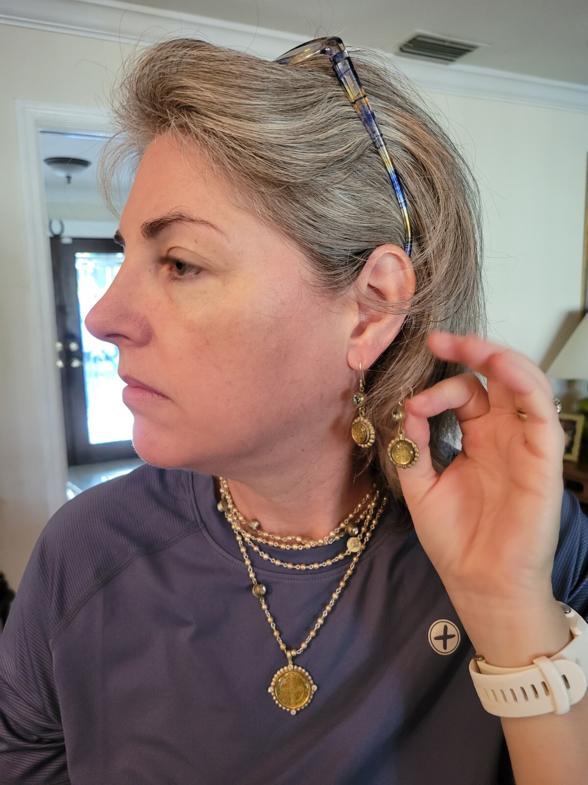 Beautiful Vtg Medallion Rosary Necklace w Matching Earrings & Case San Benito