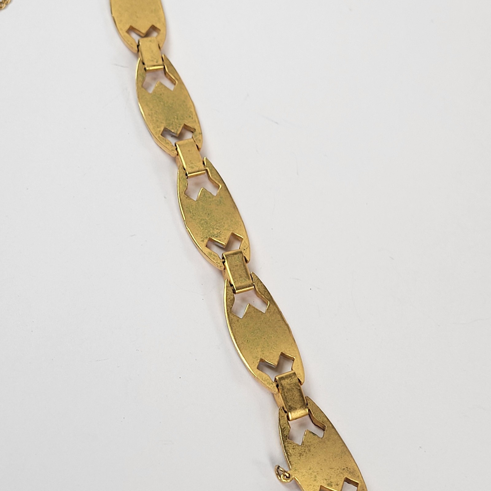 Gold Tone Damascene Link Bracelet Black Enamel Floral Safety Chain Jewelry 7in