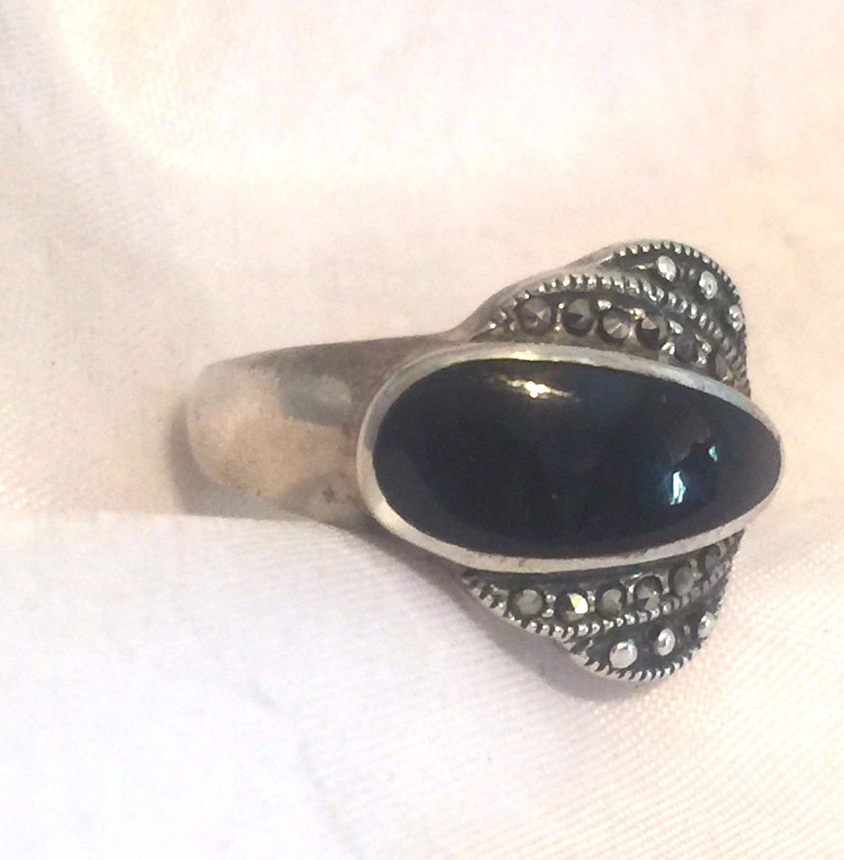 Vintage Sterling Silver Ring Onyx & Marcasite Size 7 5.7g