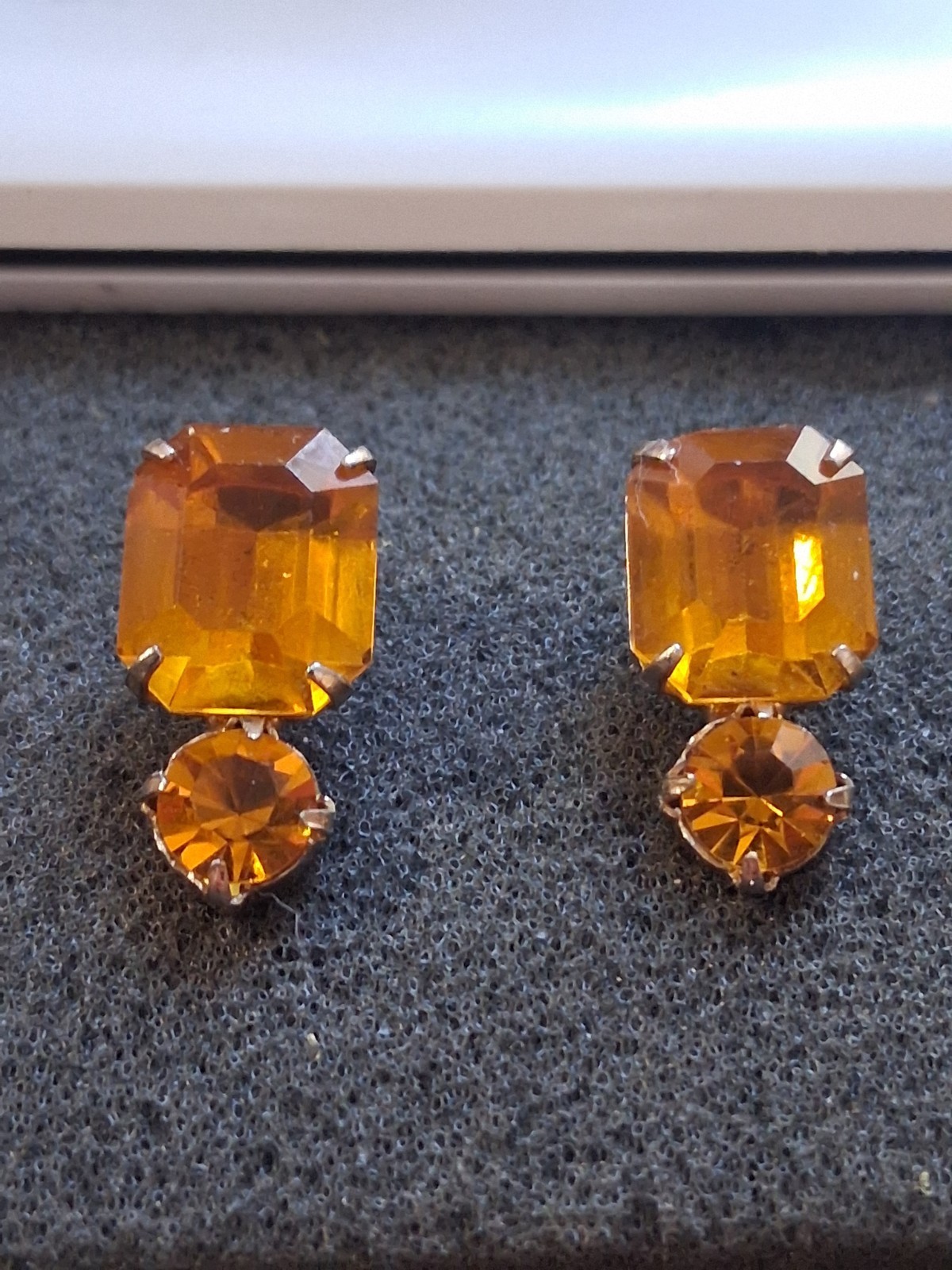 Vintage golden yellow amber color glass emerald & round cut screwback earrings