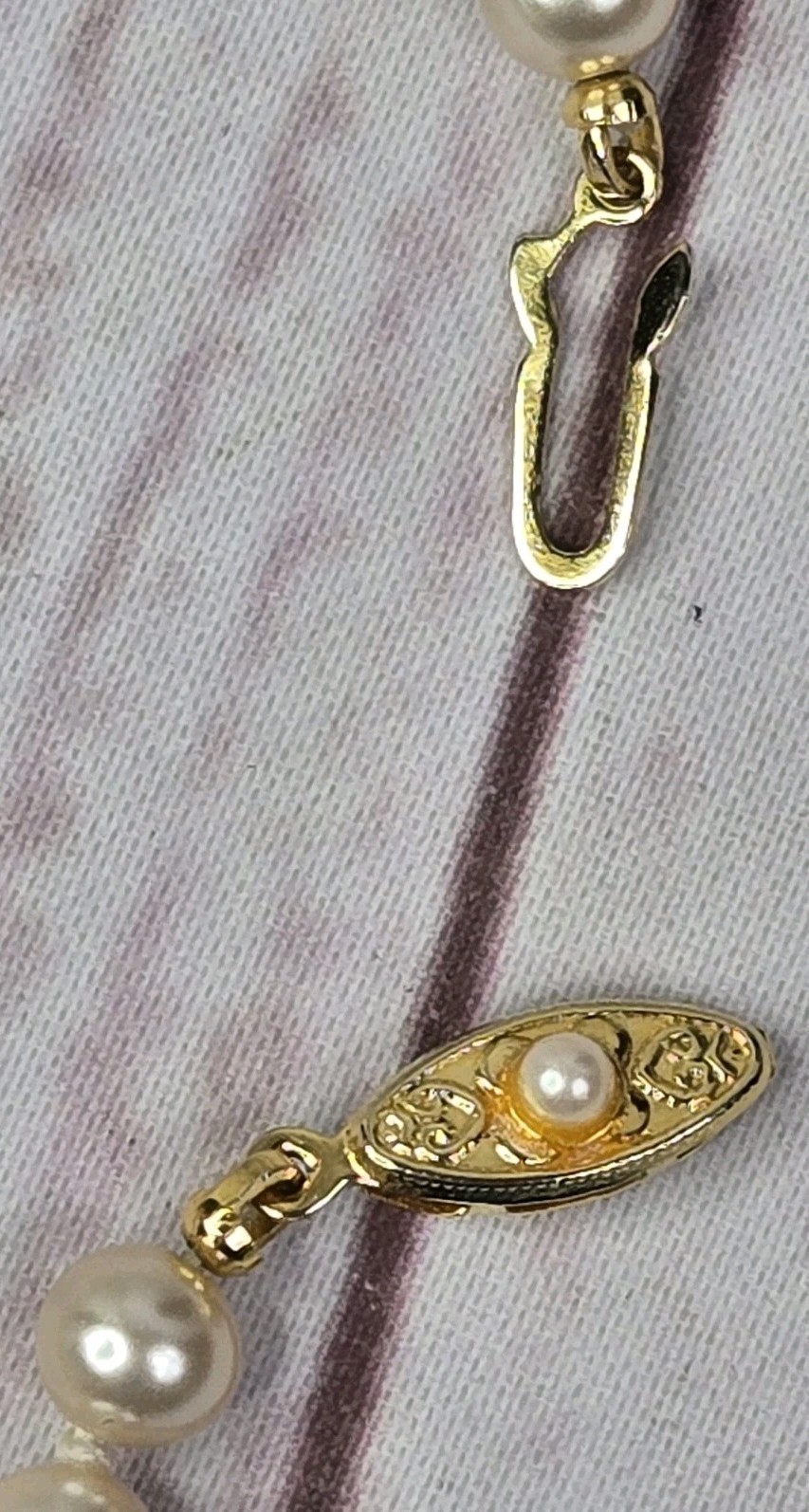 Vtg Faux Knotted Pearl Necklace Fish Hook Clasp Japan 18″ Red Oriental Pouch