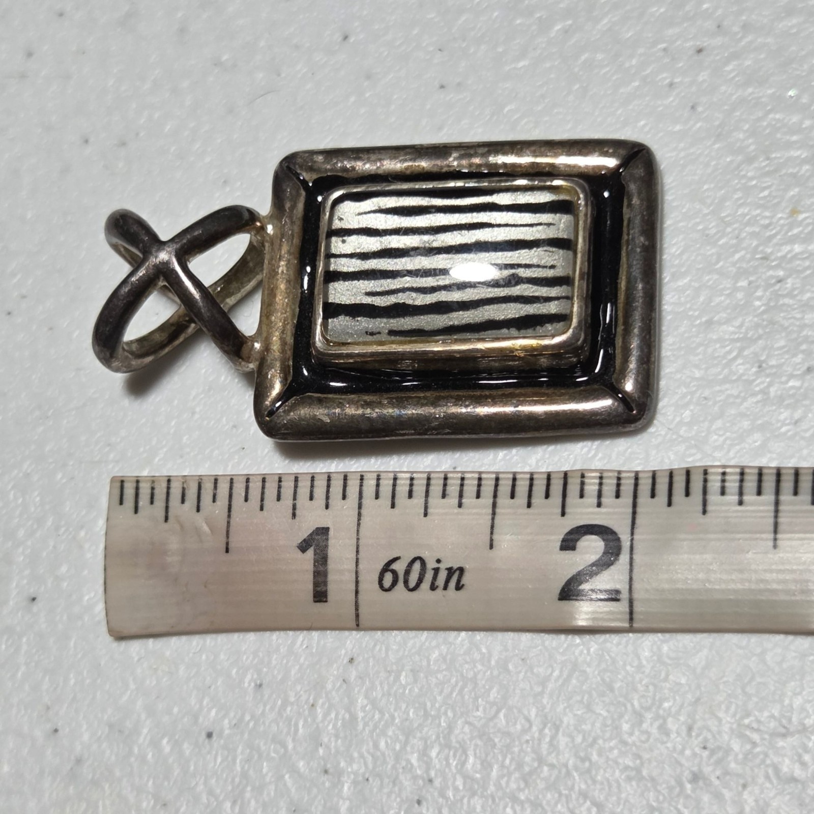 Vintage Artistic Resin Zebra Stripe Rectangle Pendant Silver Tone Cross Bail