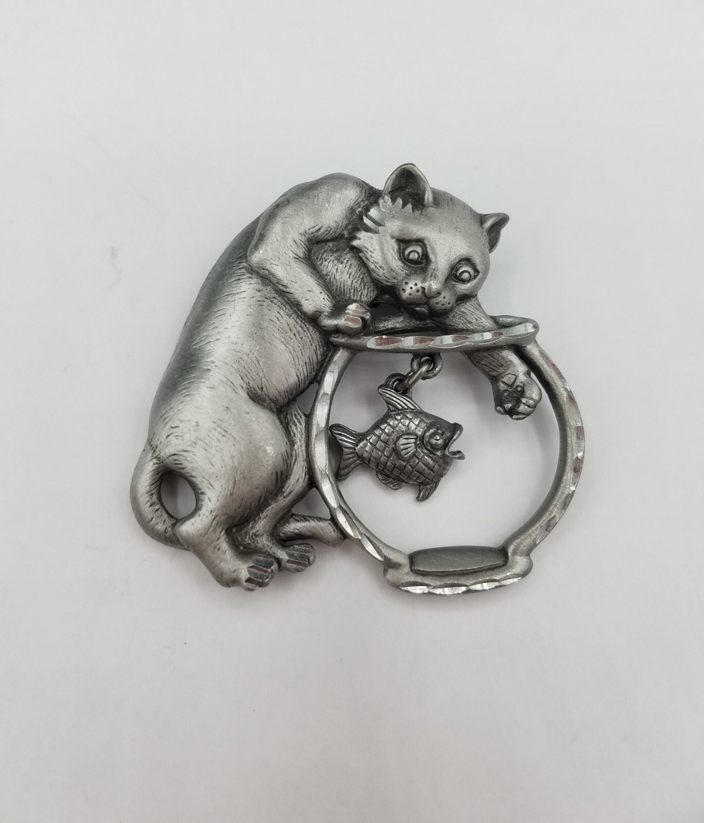 Set of 4 JJ Jonette Brooches Cat Catching Fish, Cow, Bunnies, Casa House – READ