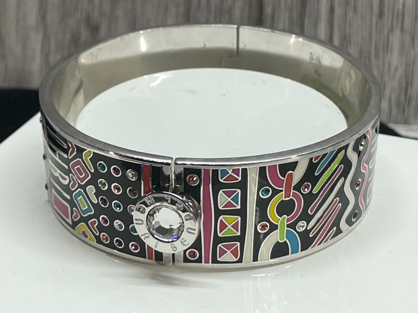 Metal Hinged Bracelet w/ Rhinestone opening Beautiful Colorful VIntage