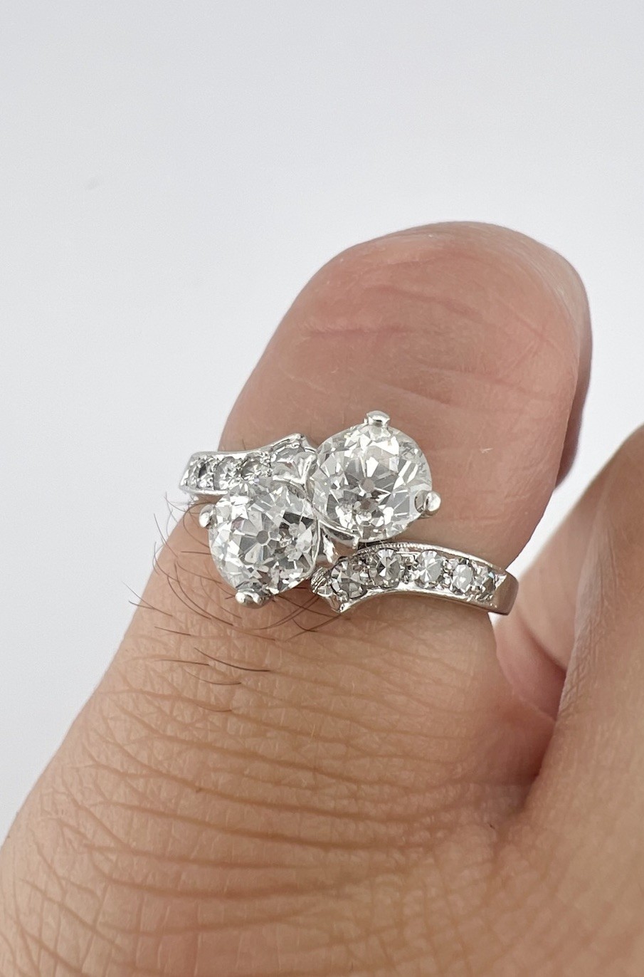 Antique Victorian .900 Platinum Old European Cut Diamond Moi et Toi Bypass Ring