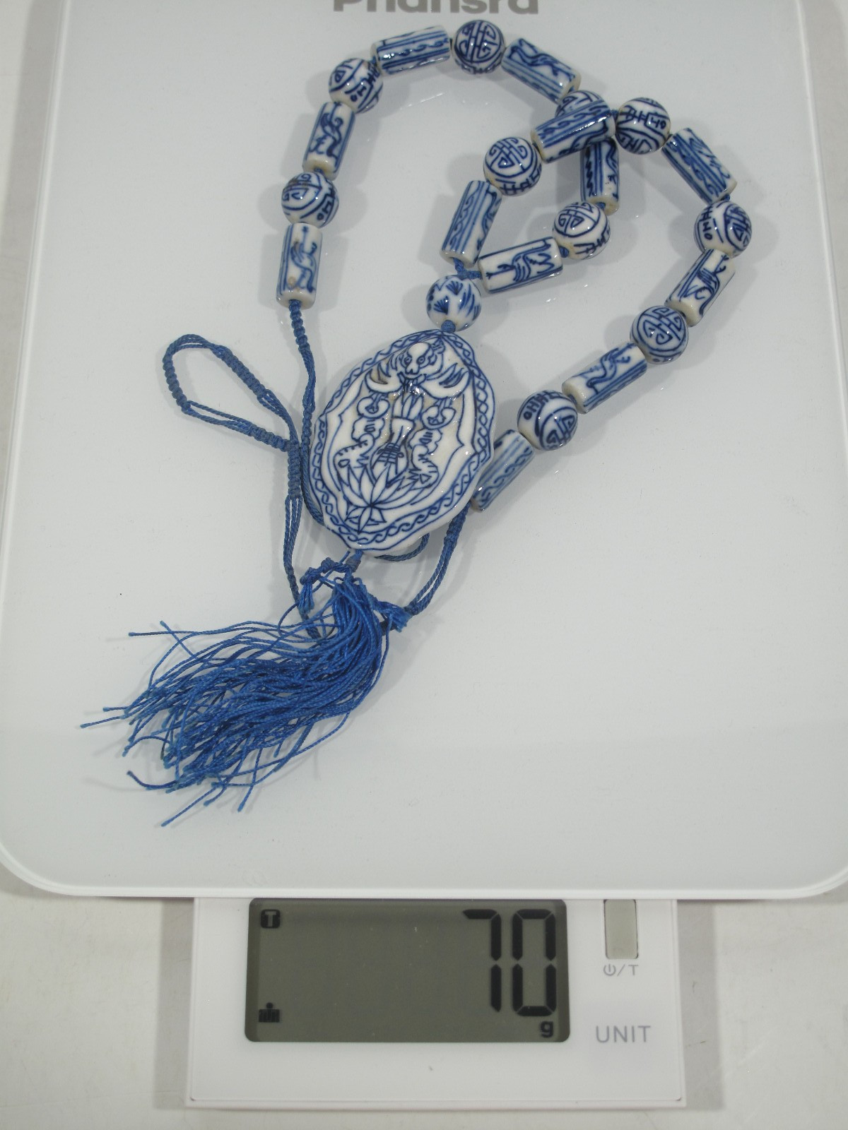 VTG Chinese Blue White Glass Porcelain Pendant Charm Bead Necklace 15″ 70g Asian