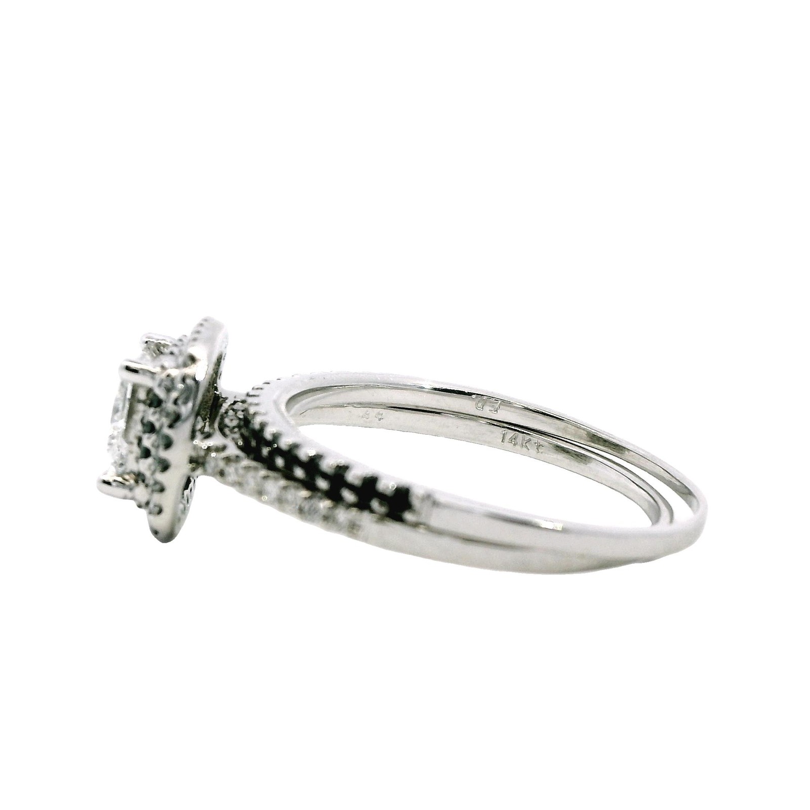 1.53 cttw. White & Black Diamond Enganement Ring in 14k White Gold 9.25US 3.10g