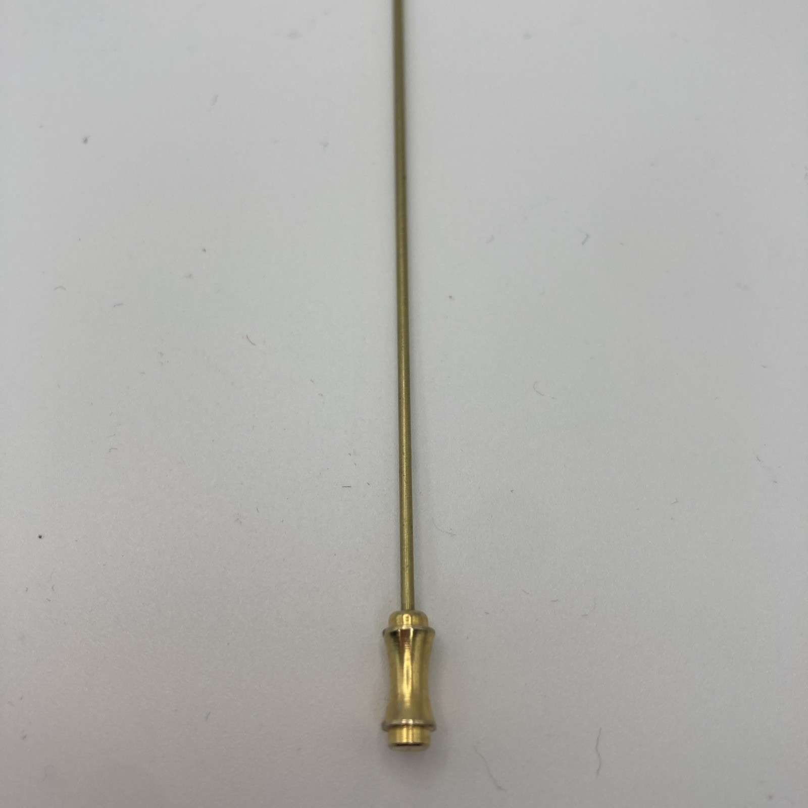 7.25″ Red crystal Faceted Glass Round & Diamond Shape Hat Stick Pin Gold Tone