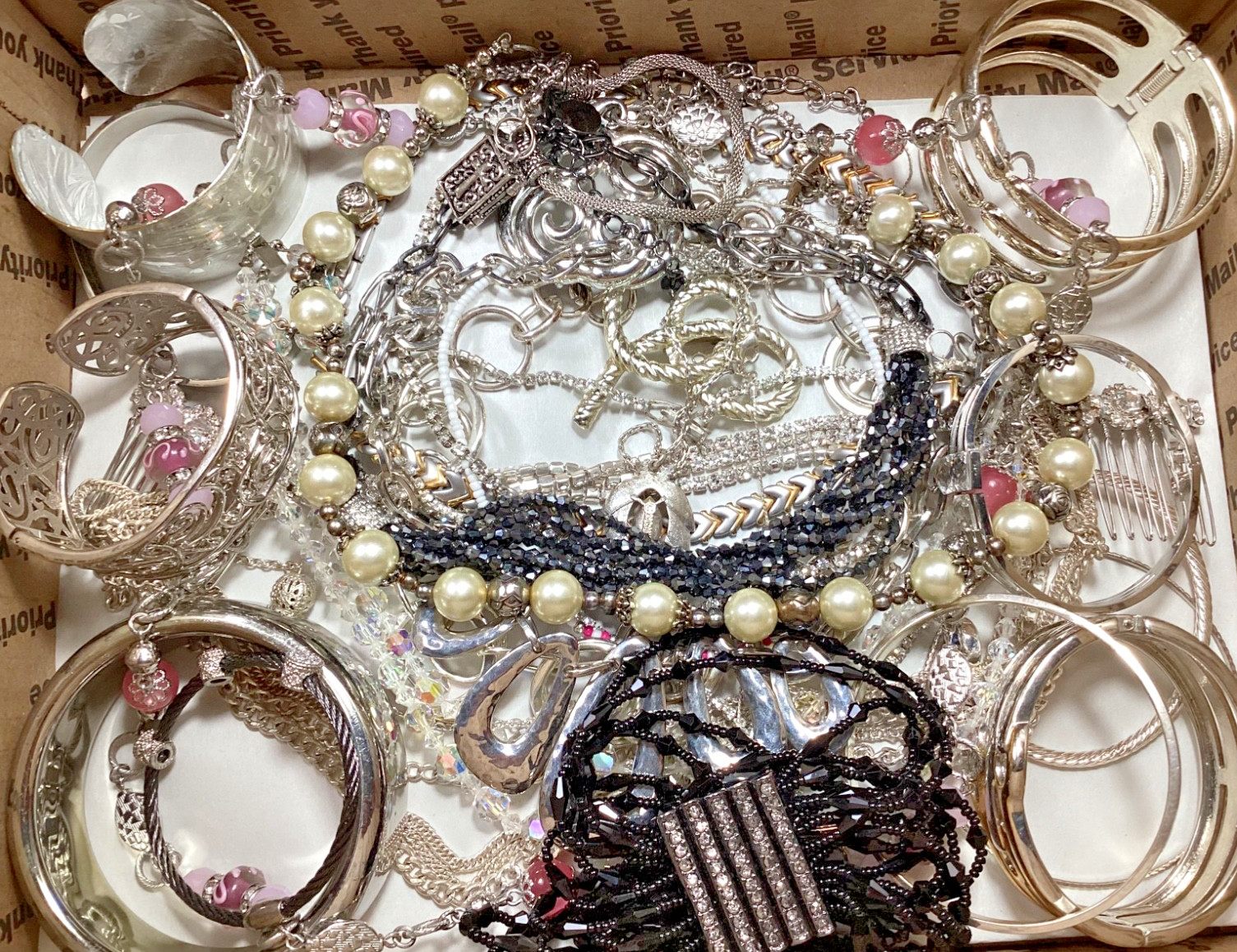 FASHION JEWELRY LOT RHINESTONE SILVER TONE NO BROKEN PIECES 9.64 POUNDS