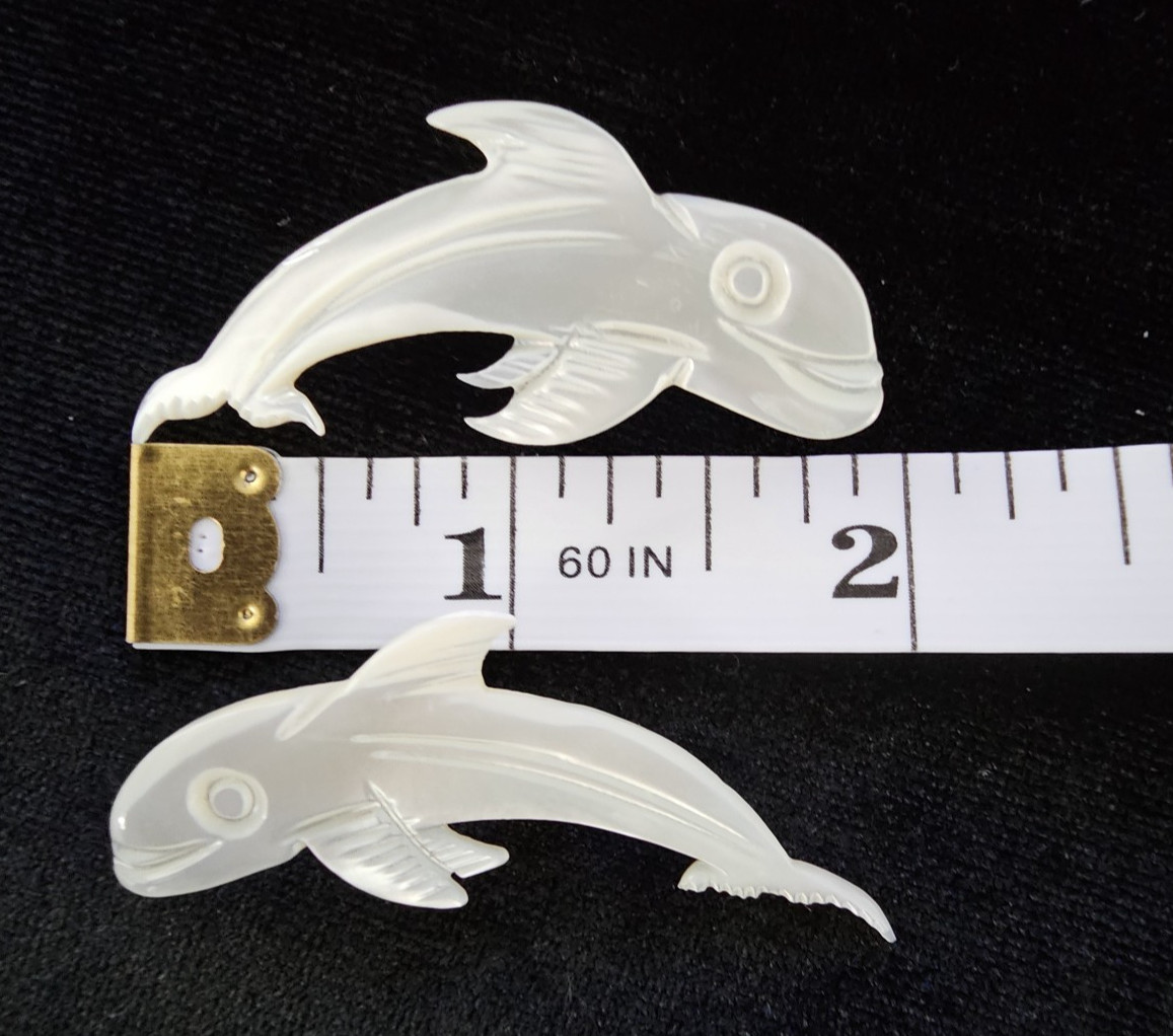 Vtg Lot Nautical Carved Mother of Pearl Sea Life Brooches Seahorse Fish Dolphins