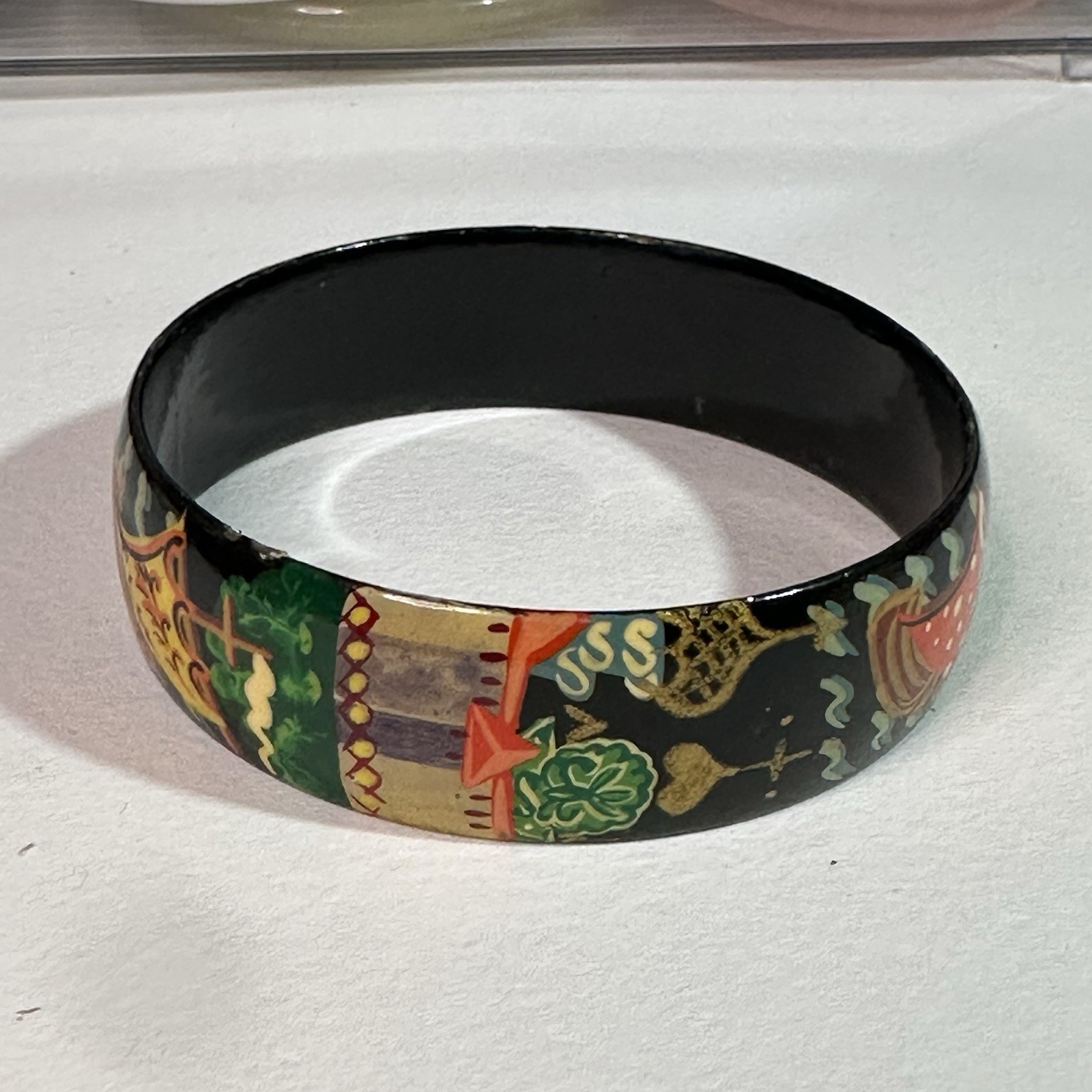 Vintage Hand Painted Russian Lacquer Bangle Bracelet Buildings