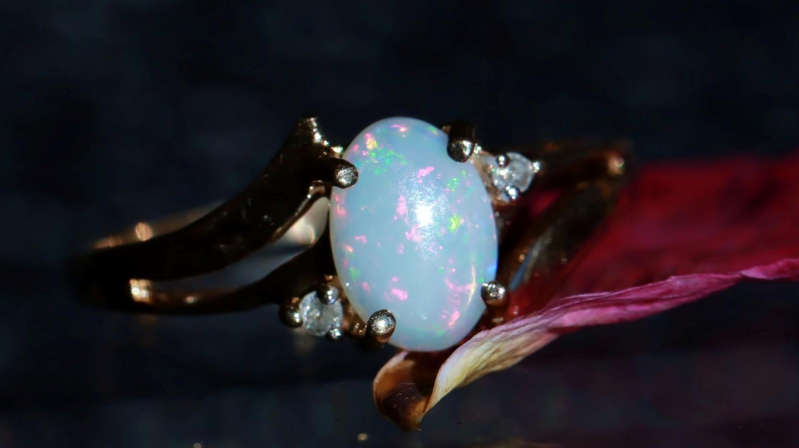10k yellow gold size 5 ring 0.355ct Australian fiery opal diamond 1.52gr N3815