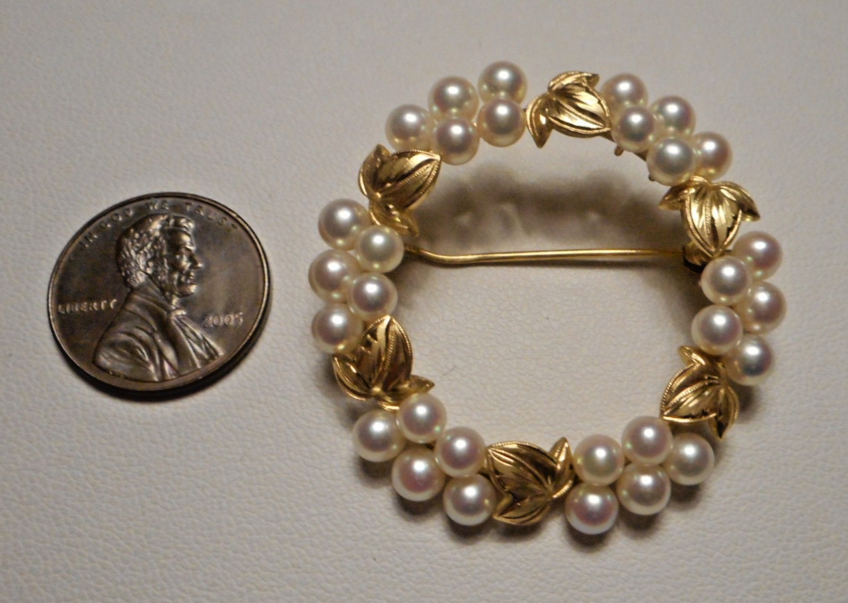 Early Signed K Mikimoto Tokyo 14K Gold Cultured Pearl Leafy Circle Brooch 10.4g