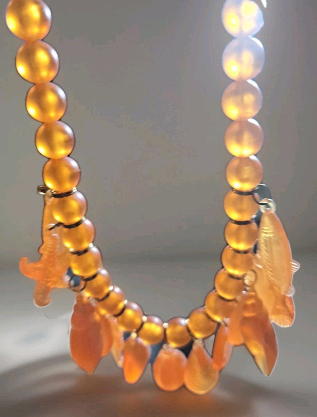 Vtg Lucite Acrylic Retro Glowing Amber Unique Beaded Necklace Shell Fish Charms
