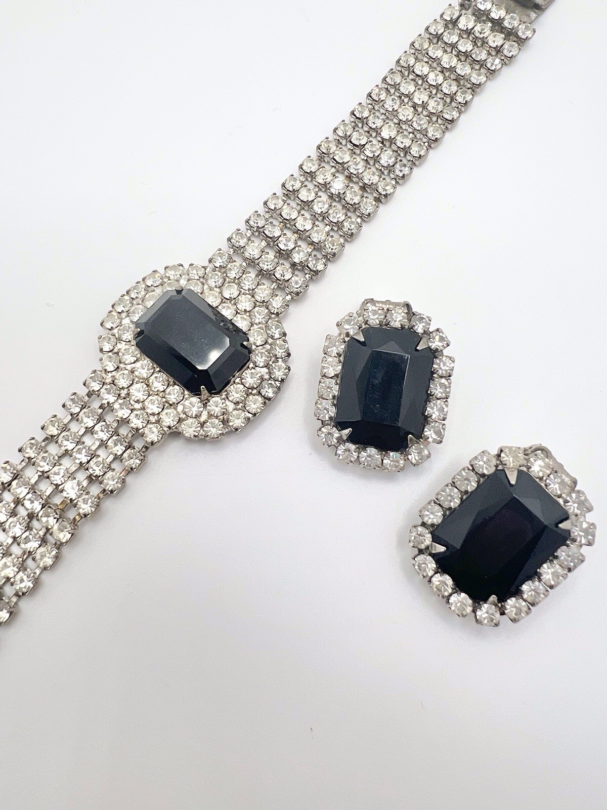 Vintage Art Deco Inspired Rhinestone Bracelet Clip Earrings Set Clear / Black