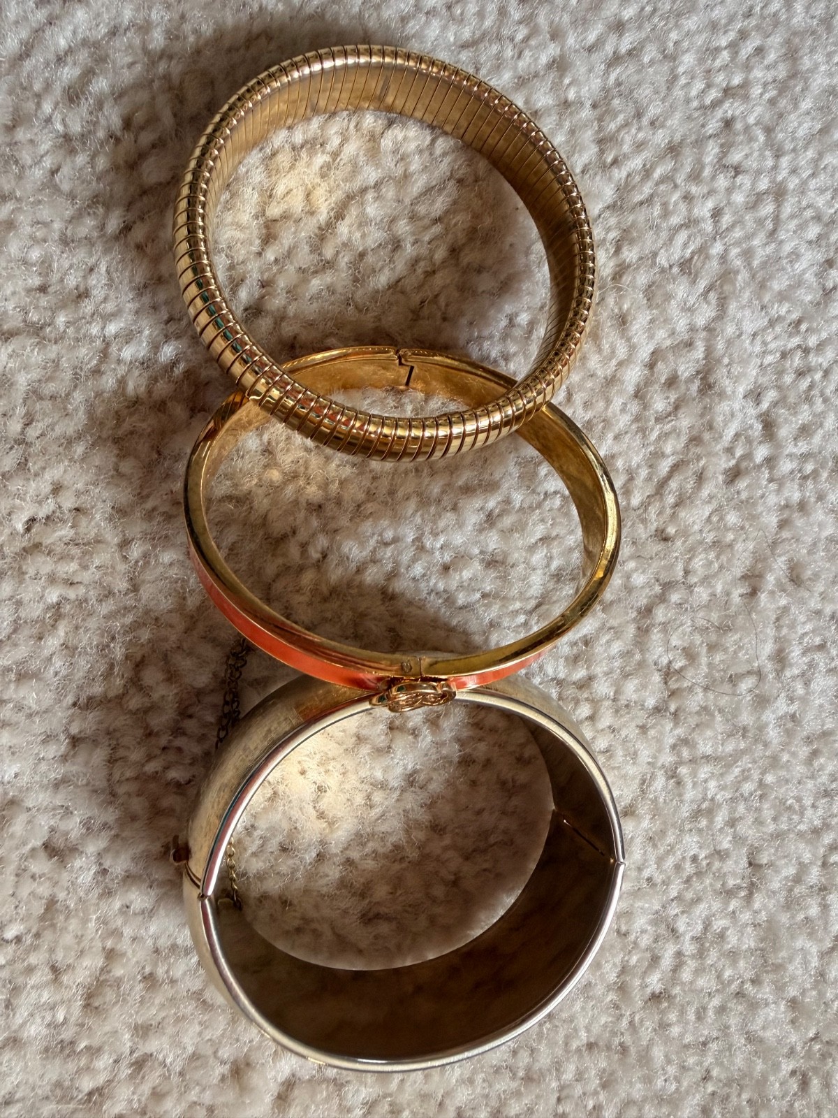 Beautiful Vintage Lot of Hinged Bangle Bracelets Estate 1 Signed Stella and Dot