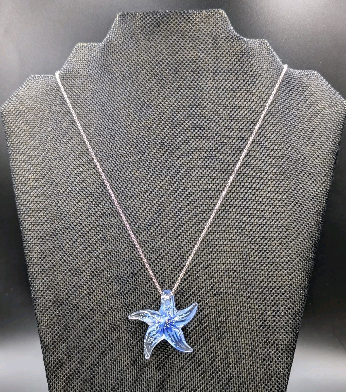 READ! Vtg Blue White Art Glass Starfish Pendant 18″ Sterling Loose Rope Necklace