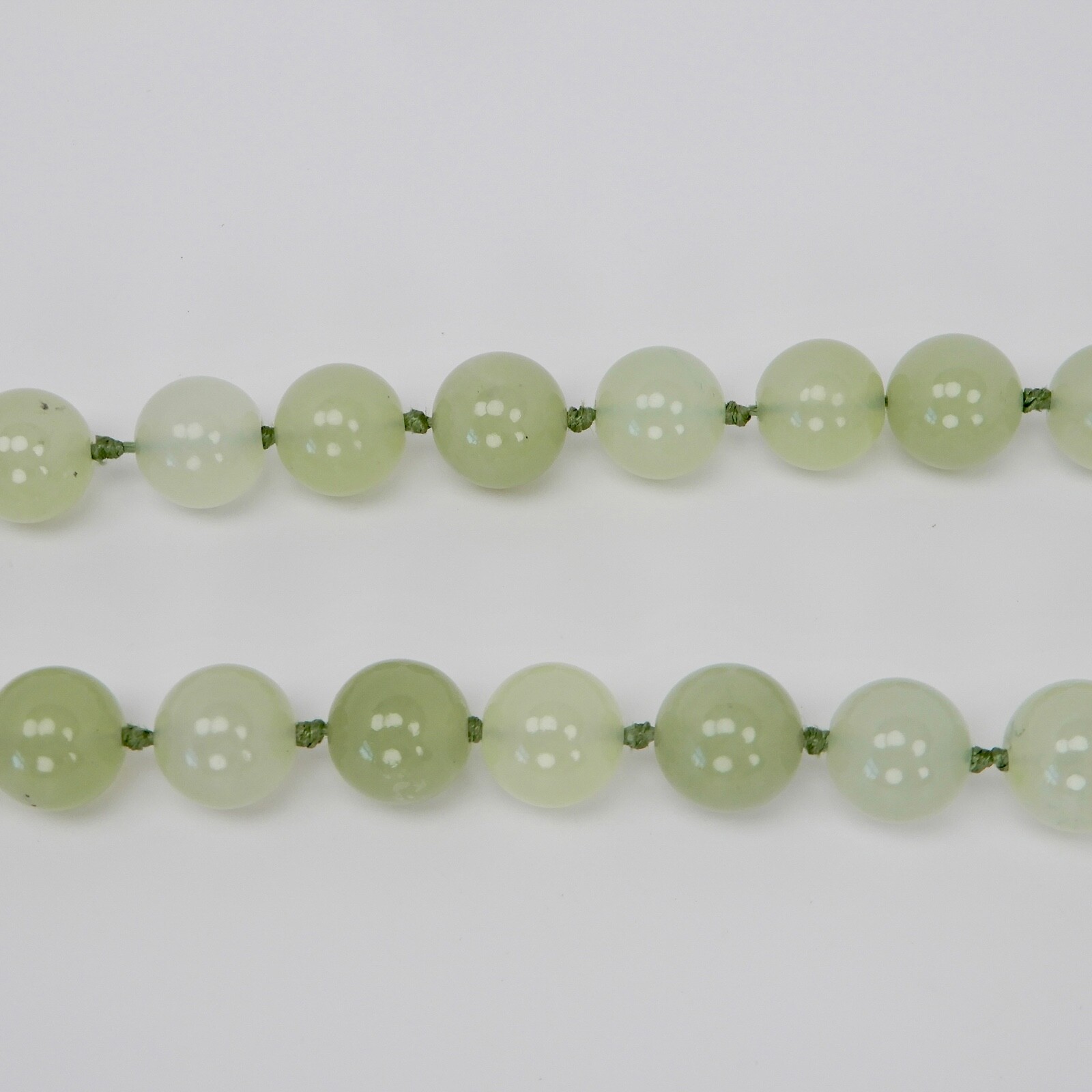 Vtg Green Jade Knotted 14mm Bead Necklace 31” .925 Silver Filigree Clasp 187 gr