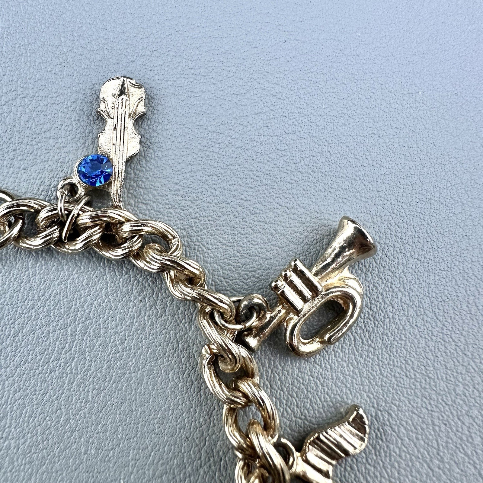 Vintage Musical Instruments Charm Bracelet Gold Tone Rhinestone Notes Chain