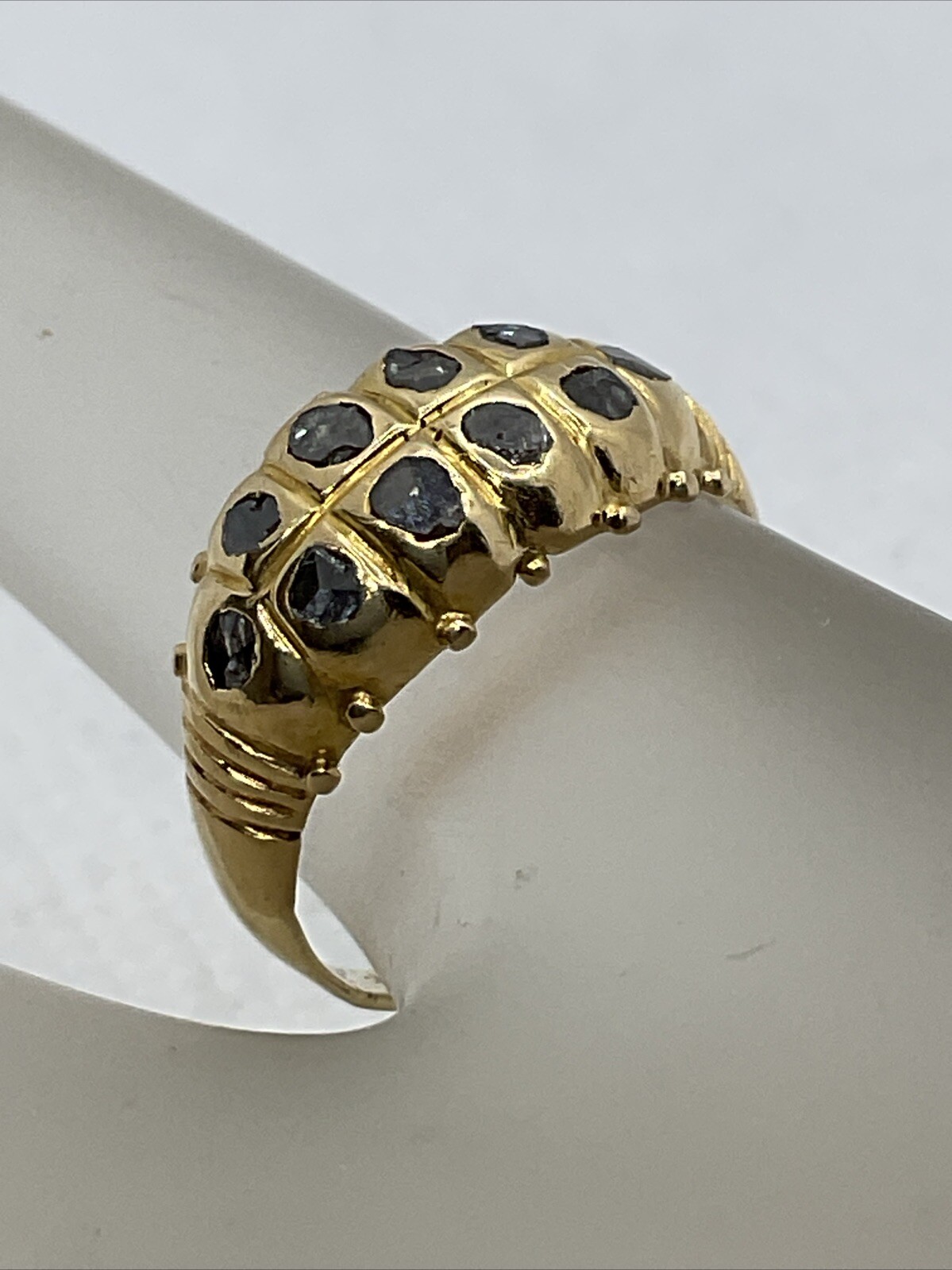 VINTAGE HANDMADE Solid 18K Yellow Gold Rose Cut Diamonds Ladies Band Ring 2gr.