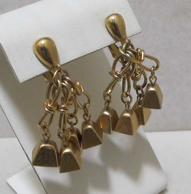 Fun! Four Articulated Dangling Cow Bells Vtg Gold Tone Clip Earrings 1-7/8”