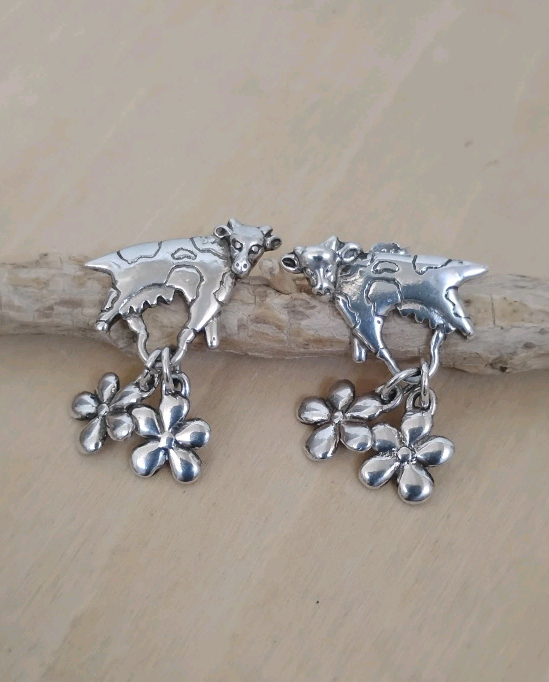 Vintage Shube Dakota West 925 Sterling Silver Cow Flower Dangle Earrings