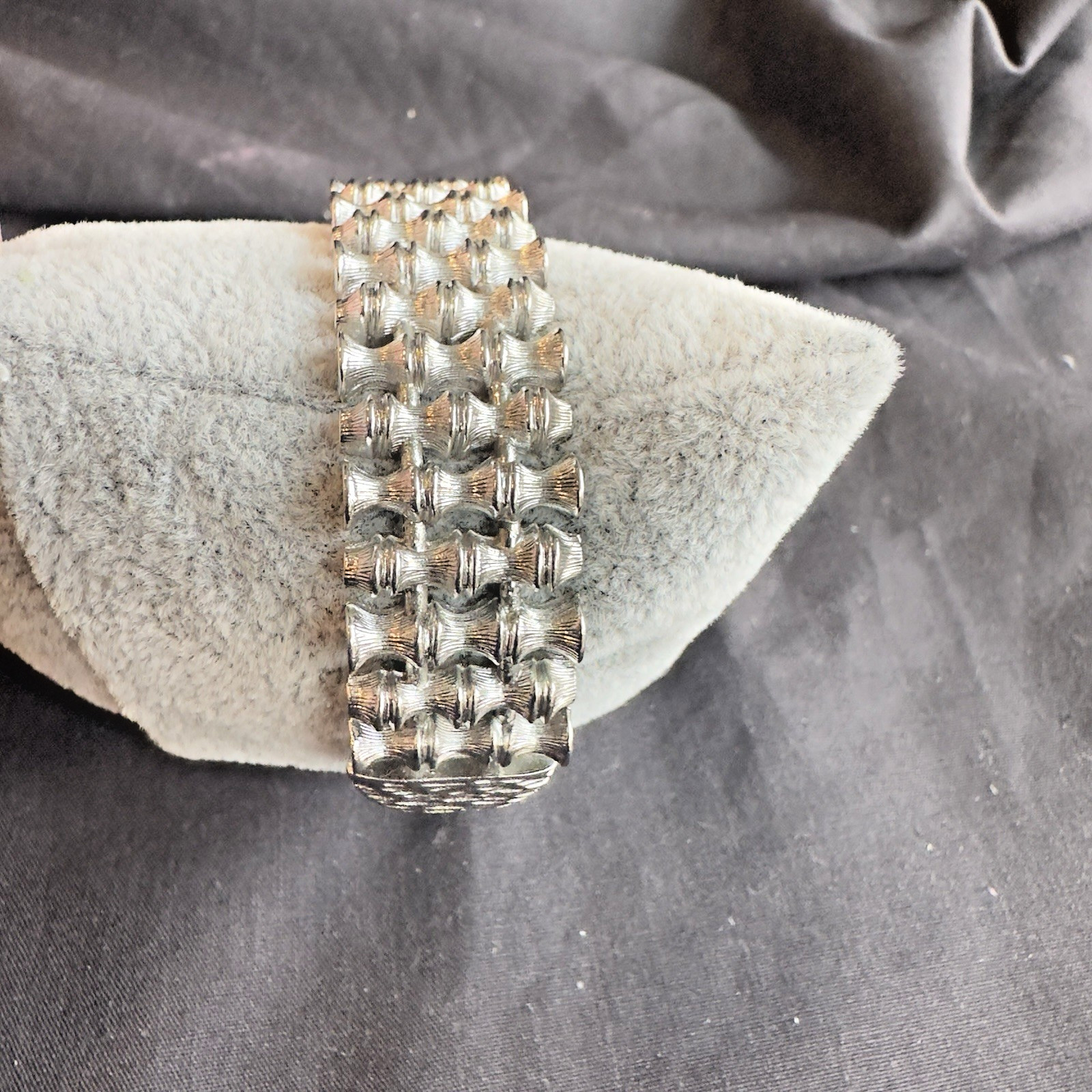Vintage Cuff Bracelet Bangle Silver Tone Cuff Bamboo Design Good Quality Metal
