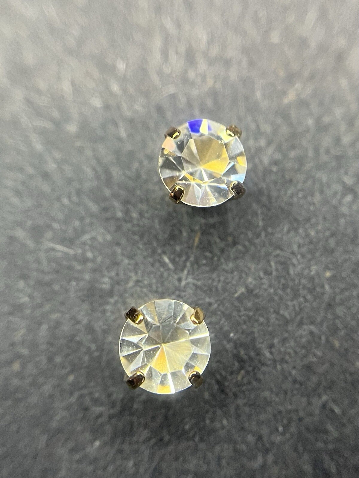 VTG Cubic Zirconia Stud Earrings 5.3mm Deadstock Gold Tone Pierced Post 1980-90s