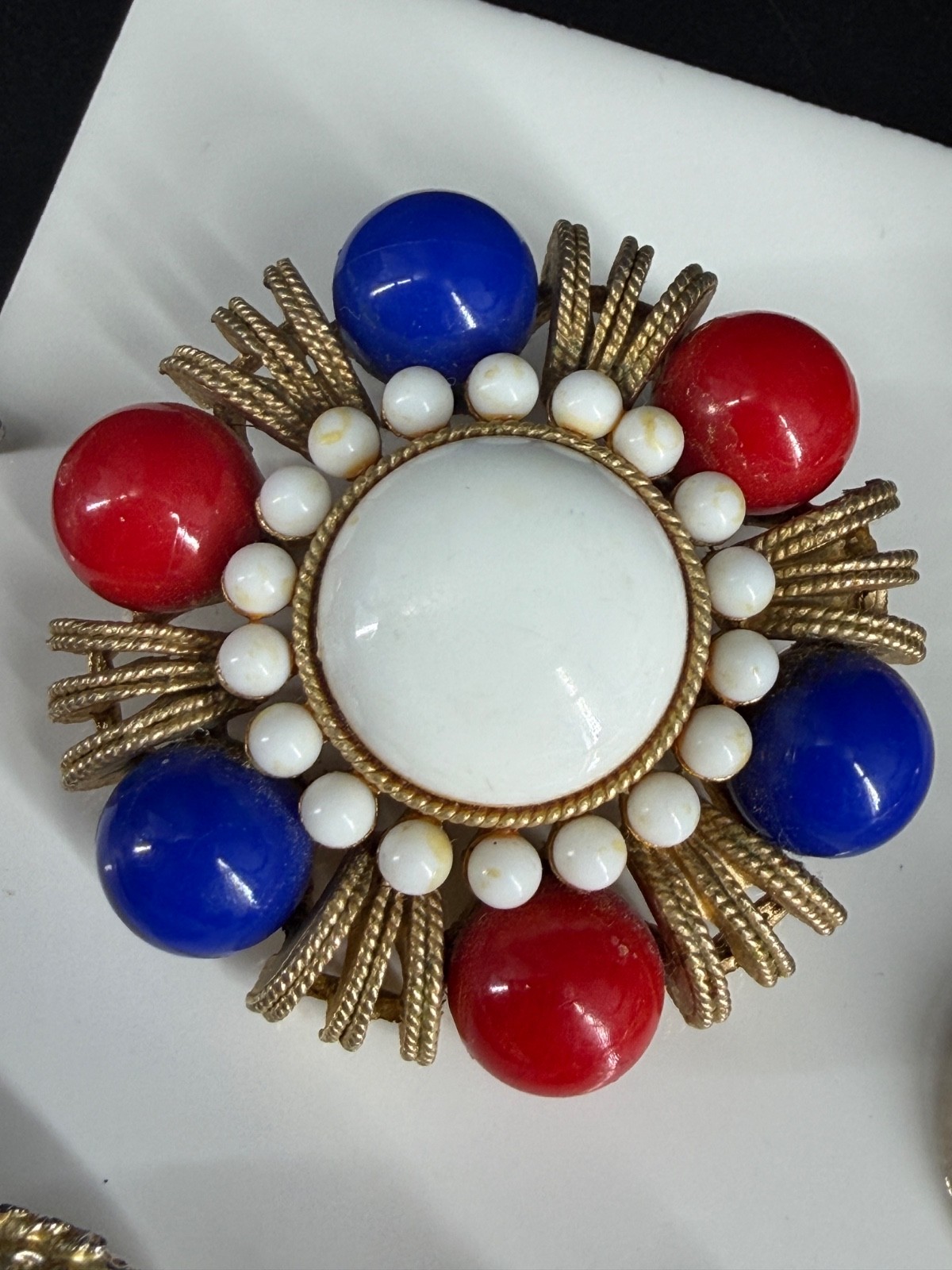 Vintage Brooch Lot Gold Tone Rhinestone Animals Heart Cameo Mixed Pins