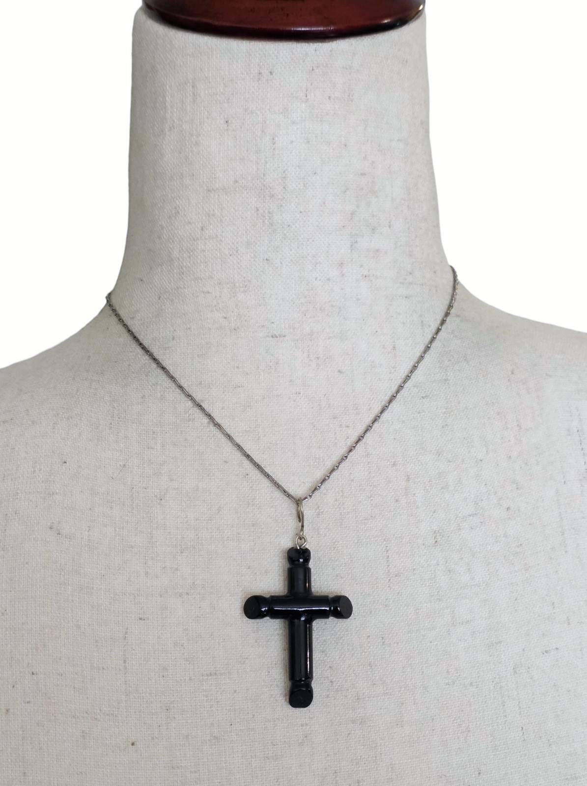 Vtg 70s Mexican Black Coral Cross Pendant Necklace Hand Carved Boho Artisan