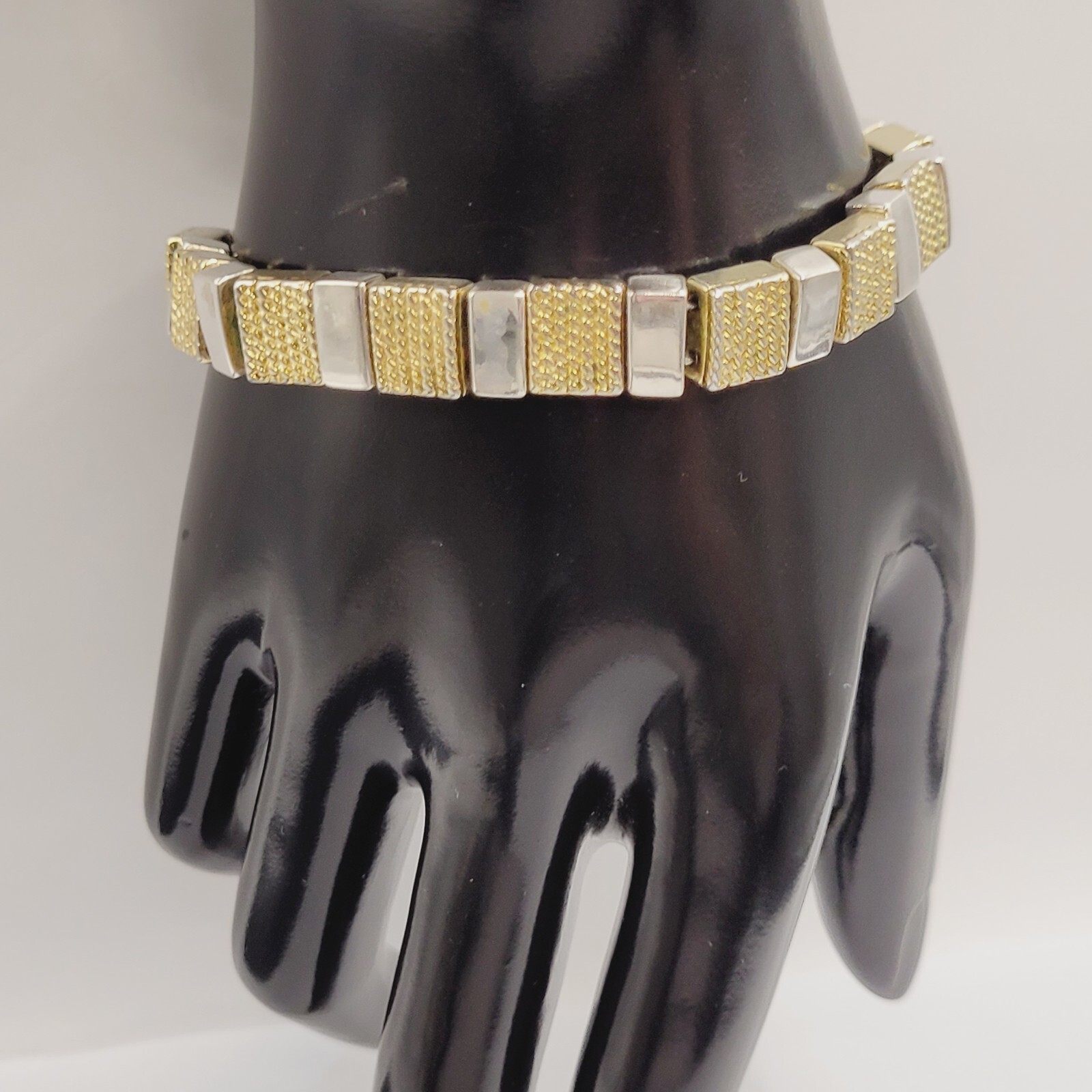 Napier Vintage Textured Gold & Polished Silver Tone Link Bracelet 7.25 In Signed