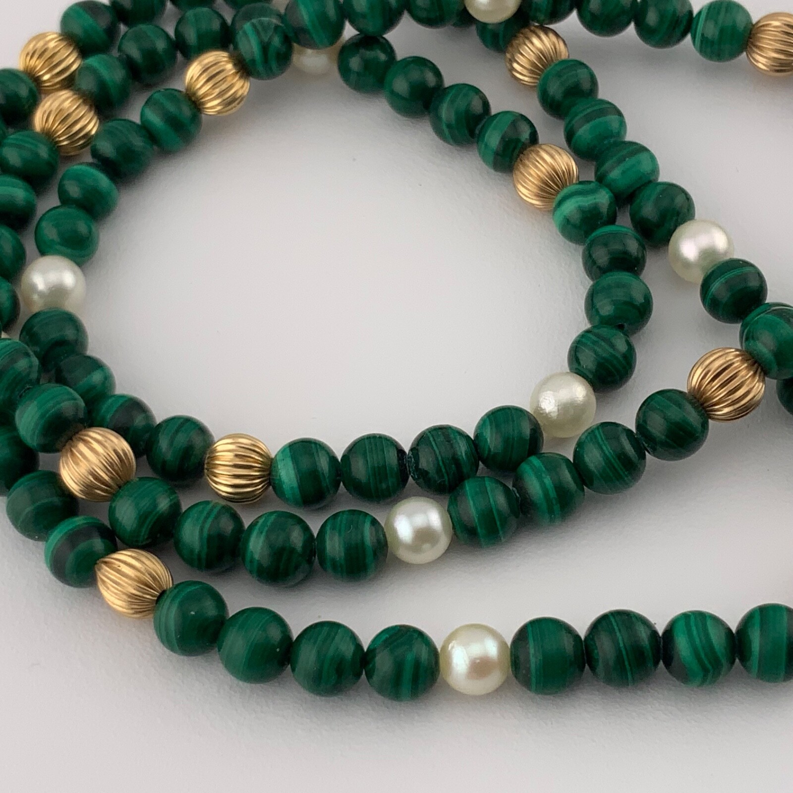 Vtg Malachite Pearl 14kt Fluted Gold Bead Necklace Green 24 Inch Fish Hook Clasp