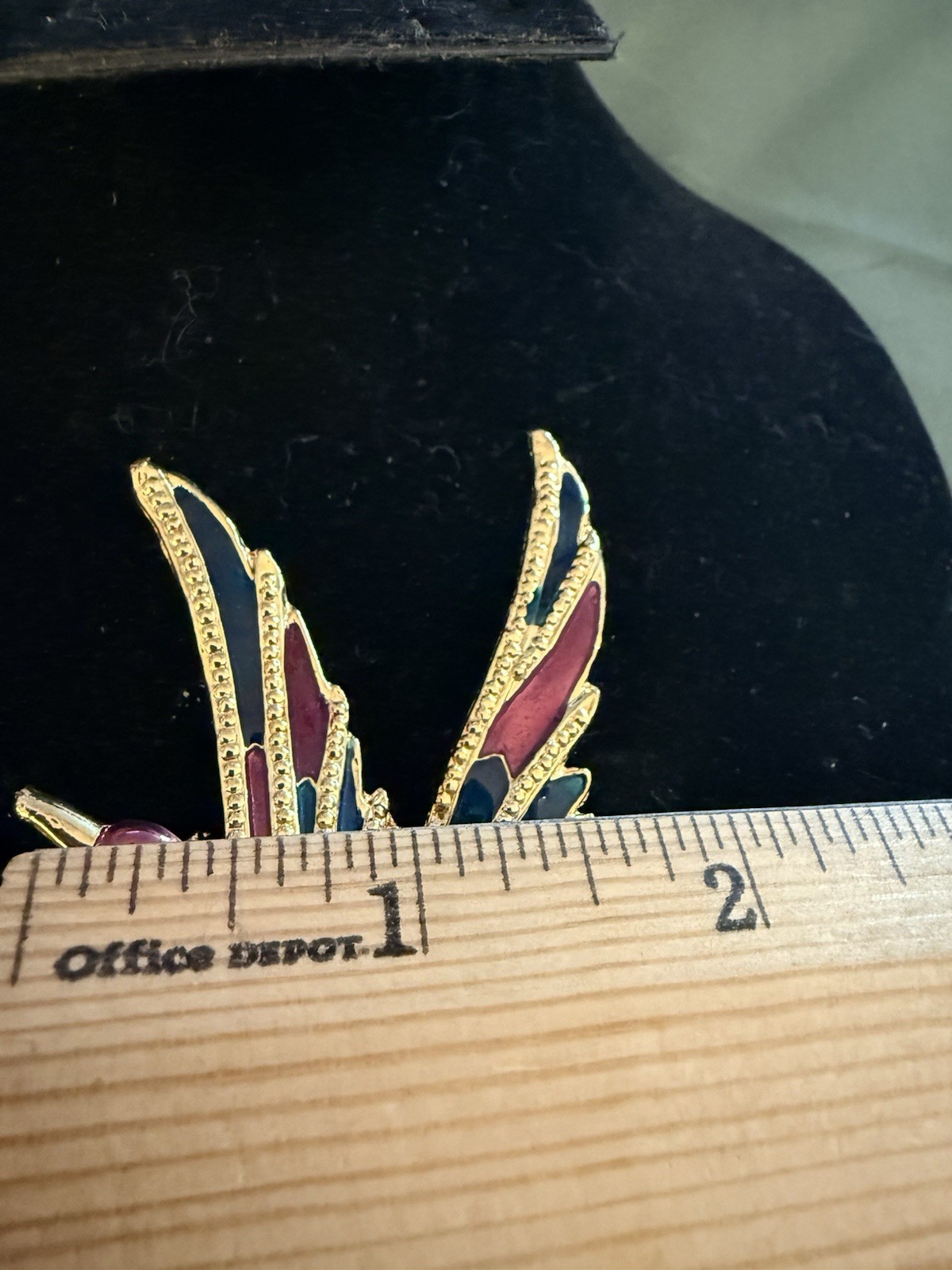 Vintage 80s large cloisonné purple and Blue Gold Toned Brooch